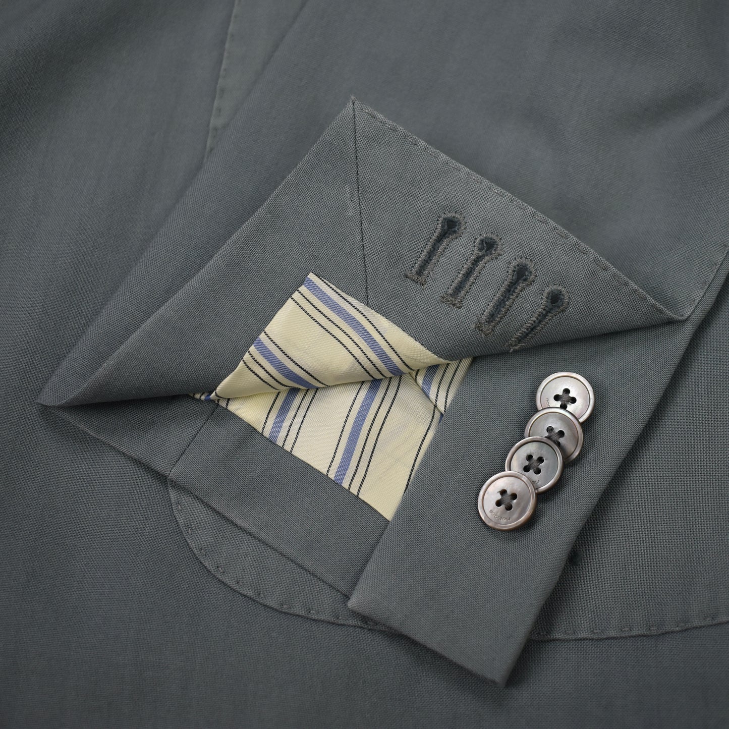 Boglioli - Slate Gray 100% Wool K Travel Suit