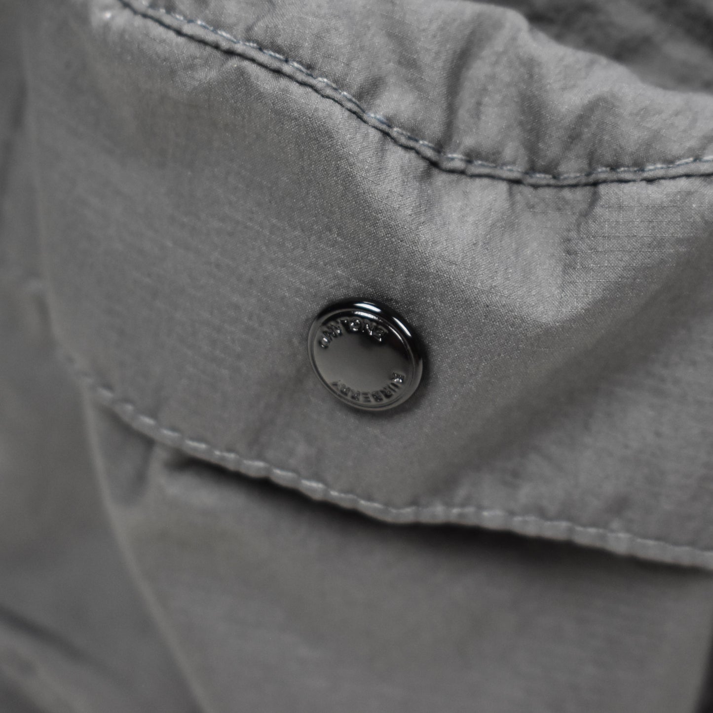 Burberry - Gray Twin Pocket Logo Print Bucket Hat