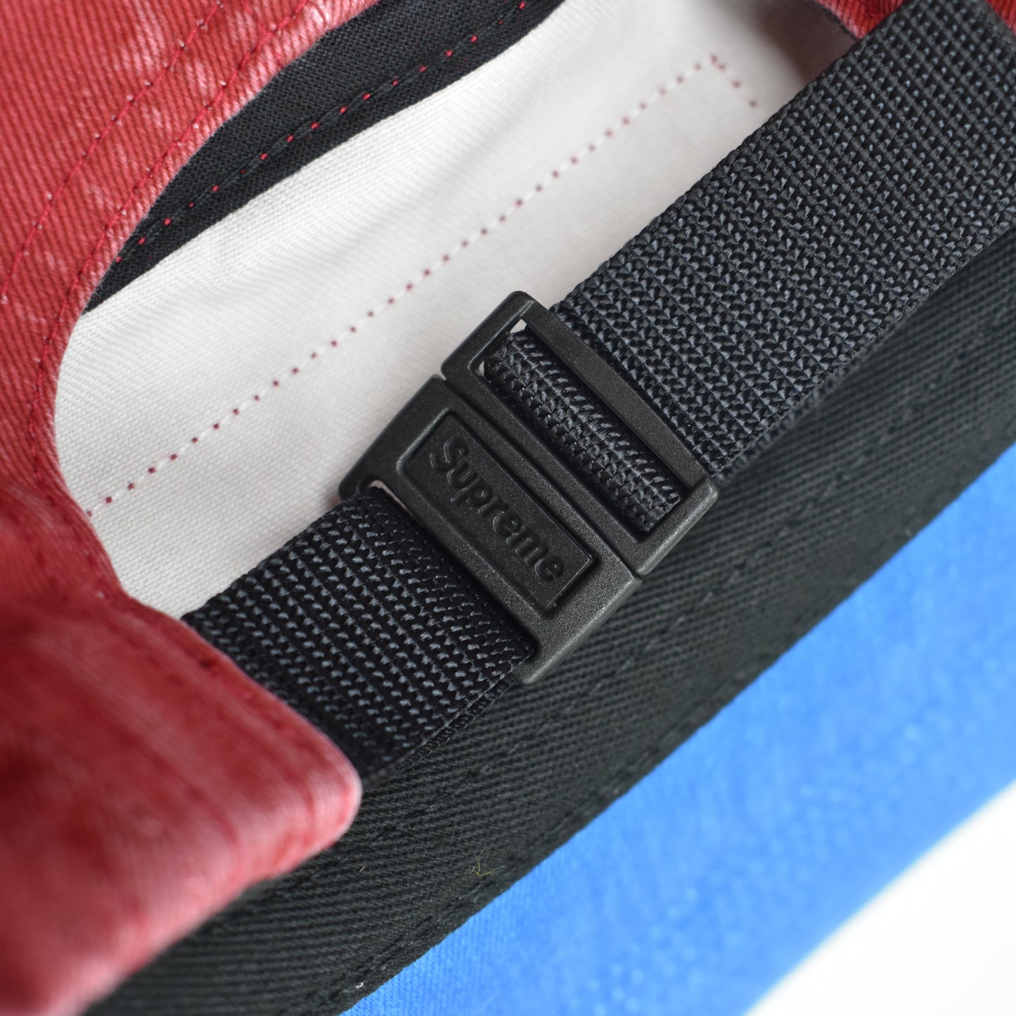 Supreme - Pigment 2-Tone Box Logo Hat (Red/Blue)