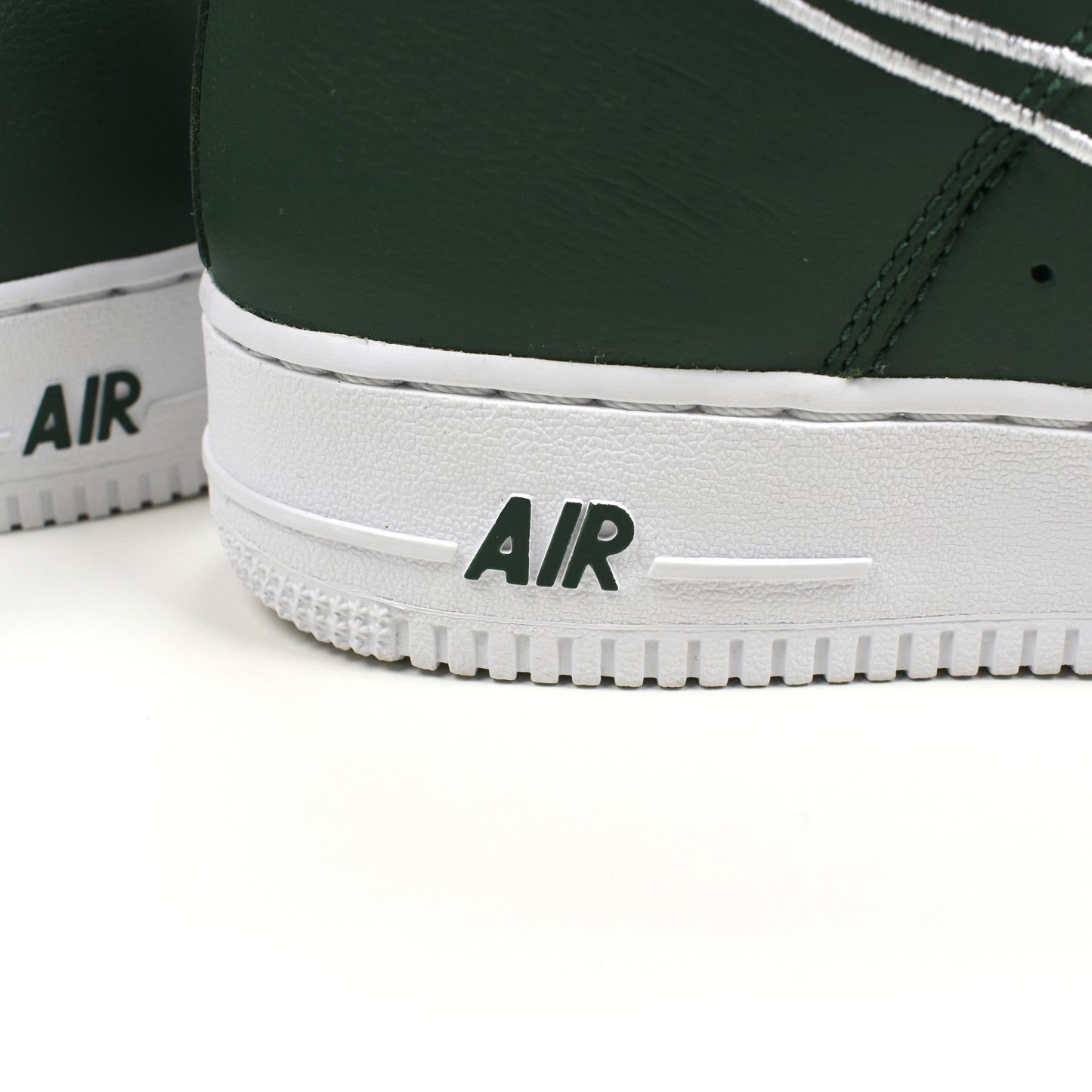 Nike - Air Force 1 Low Retro 'Hong Kong'
