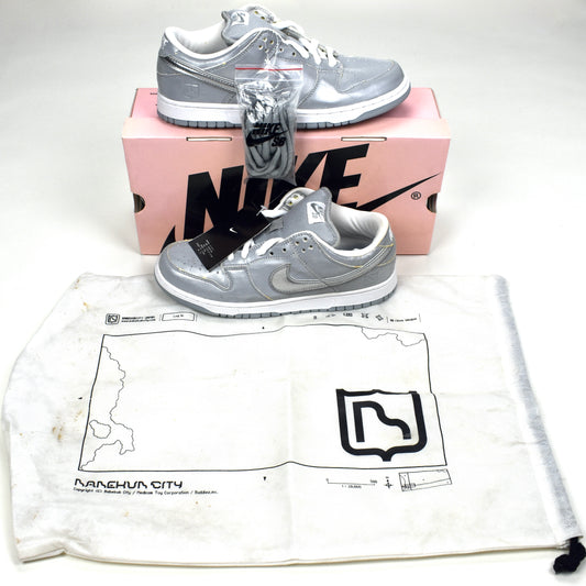 Nike - Dunk Low Pro SB Reflective 'Medicom 3'