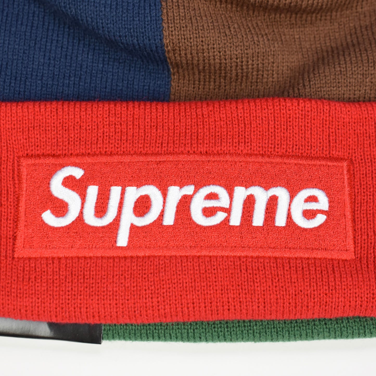 Supreme x New Era - Colorblock Box Logo Beanie (FW24)
