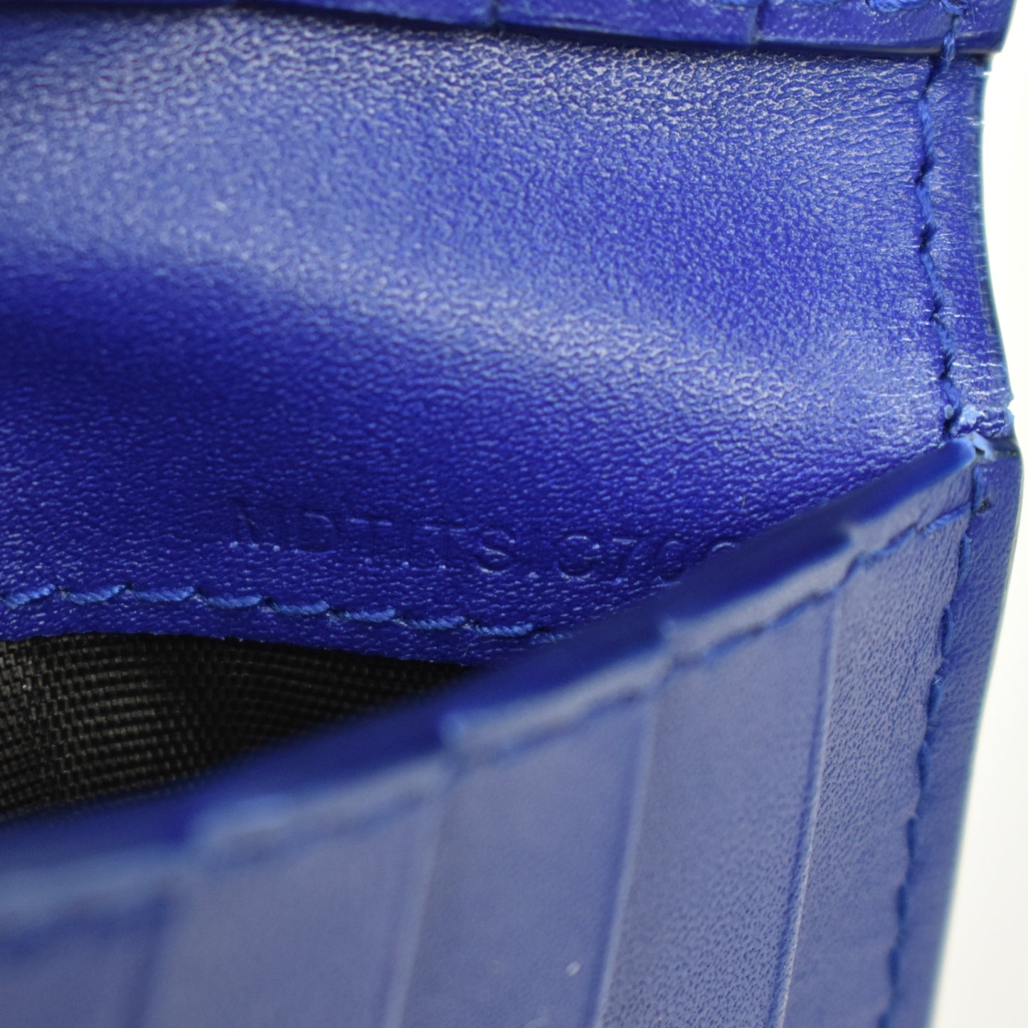 Burberry - Blue Leather Logo Embossed Wallet