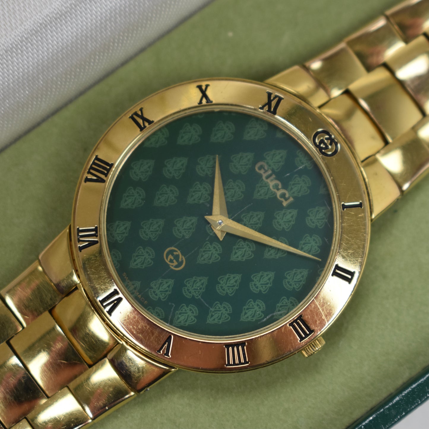 Gucci - 3300M Gold / Green Crest Dial Watch