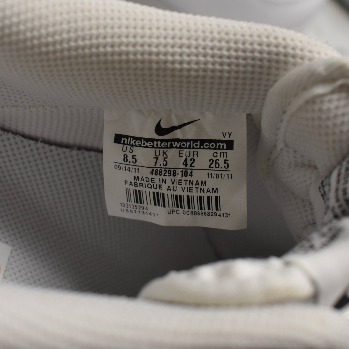 Nike - Air Force 1 Low White / Black Outlined Swoosh (2011)