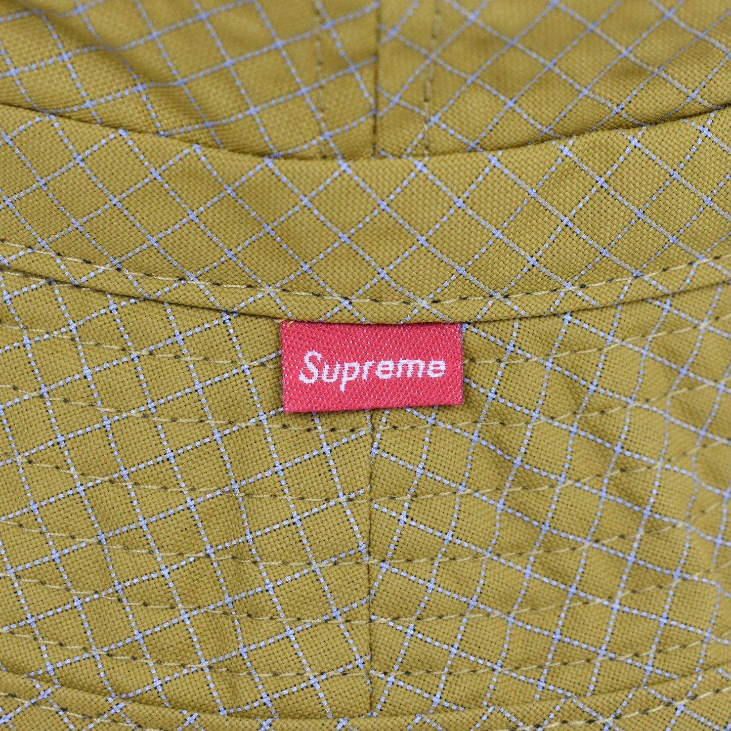 Supreme - FW18 Cordura 3M Reflective Grid Bucket Hat