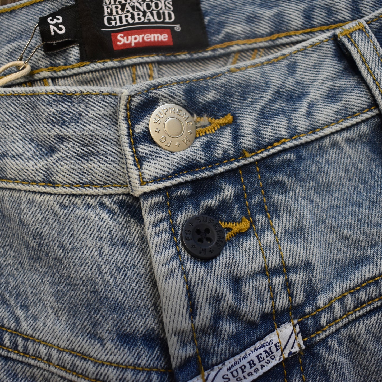 Supreme x Girbaud - X-Seam Baggy Shorts (Washed Denim)