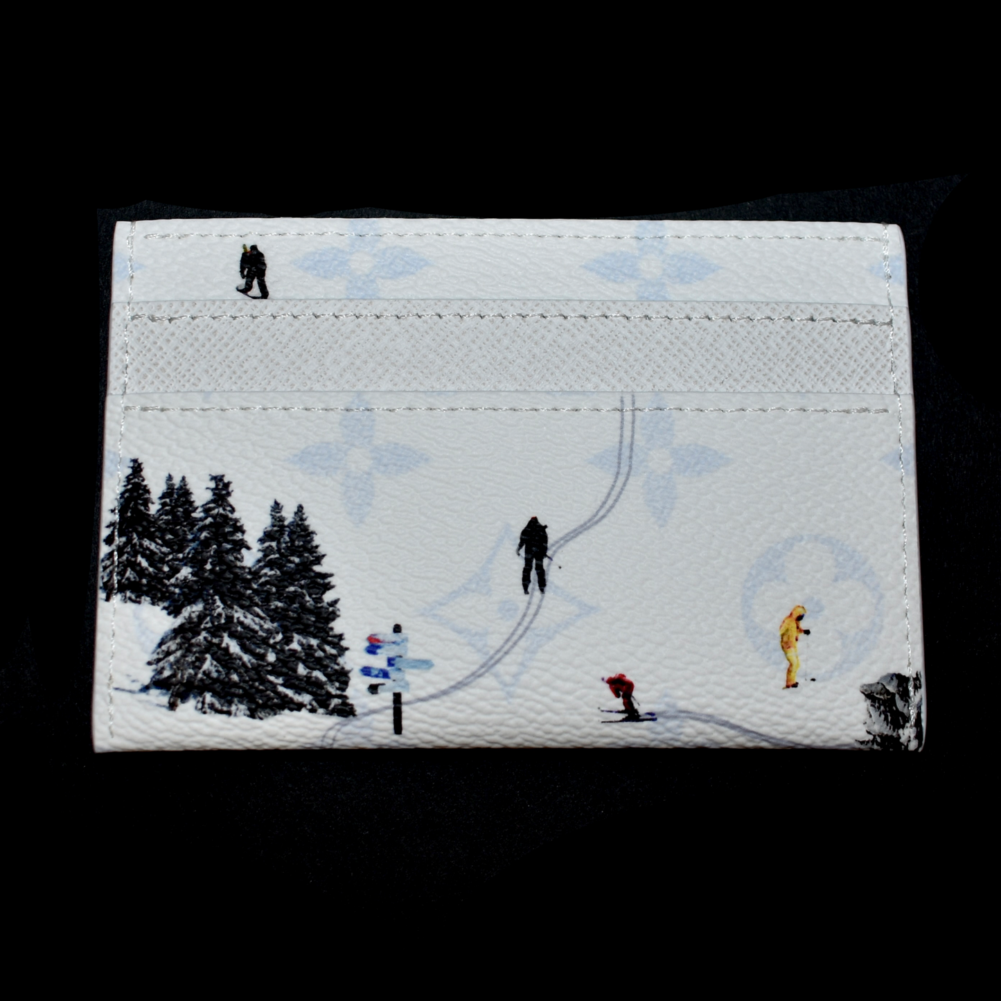 Louis Vuitton - Ski Monogram Double Card Holder (White)