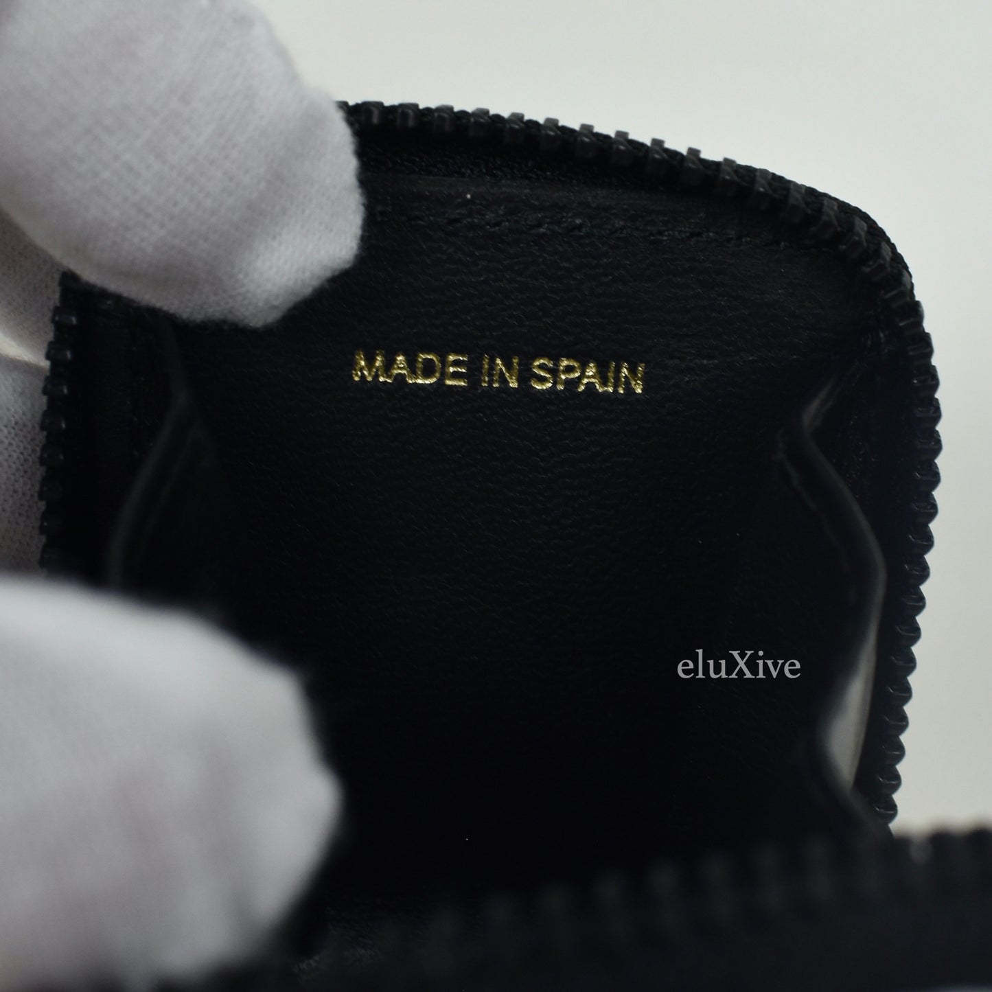 Supreme x Comme des Garcons - White CDG Shirt Eye Coin Pouch (SS19)