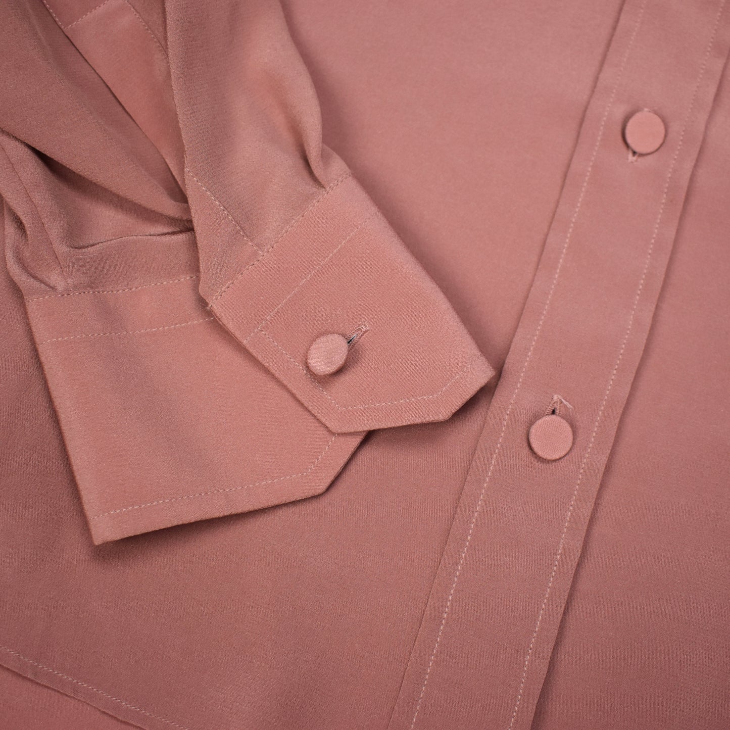 Gucci - 100% Silk Crepe Button Down Shirt (Salmon)
