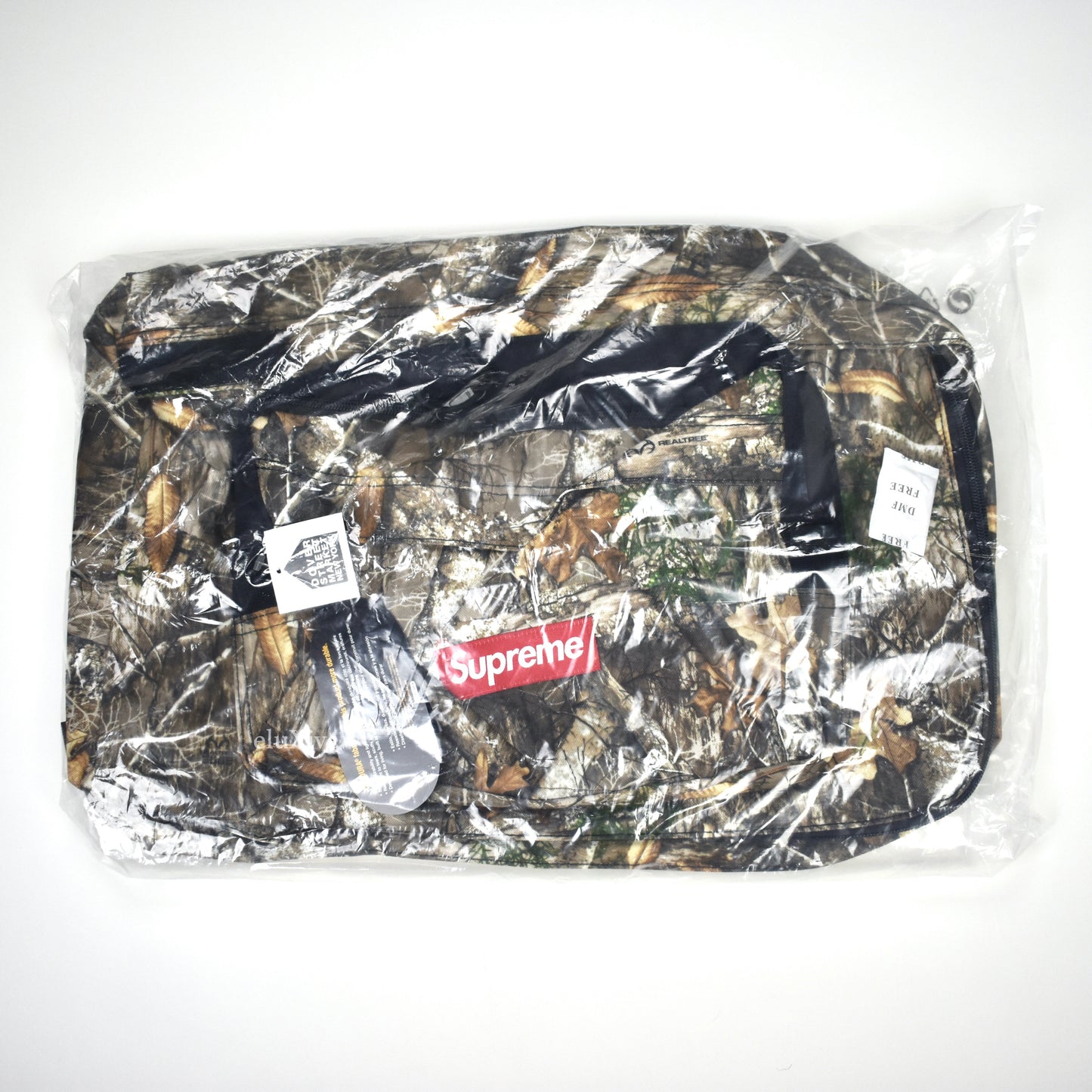 Supreme - Real Tree Camo Duffle Bag (FW19)
