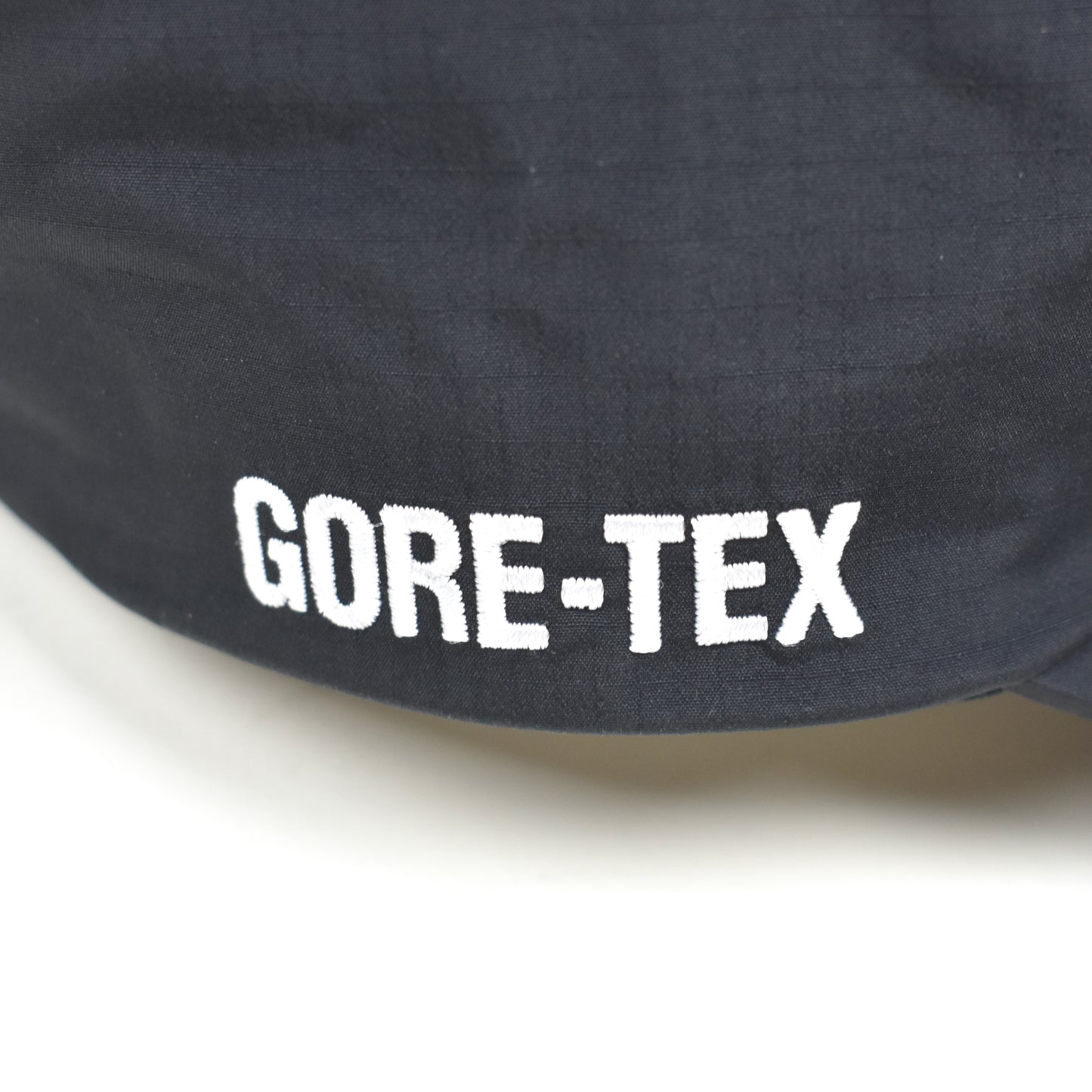 Supreme x Gore-Tex - Box Logo Paclite Long Bill Hat (Black)
