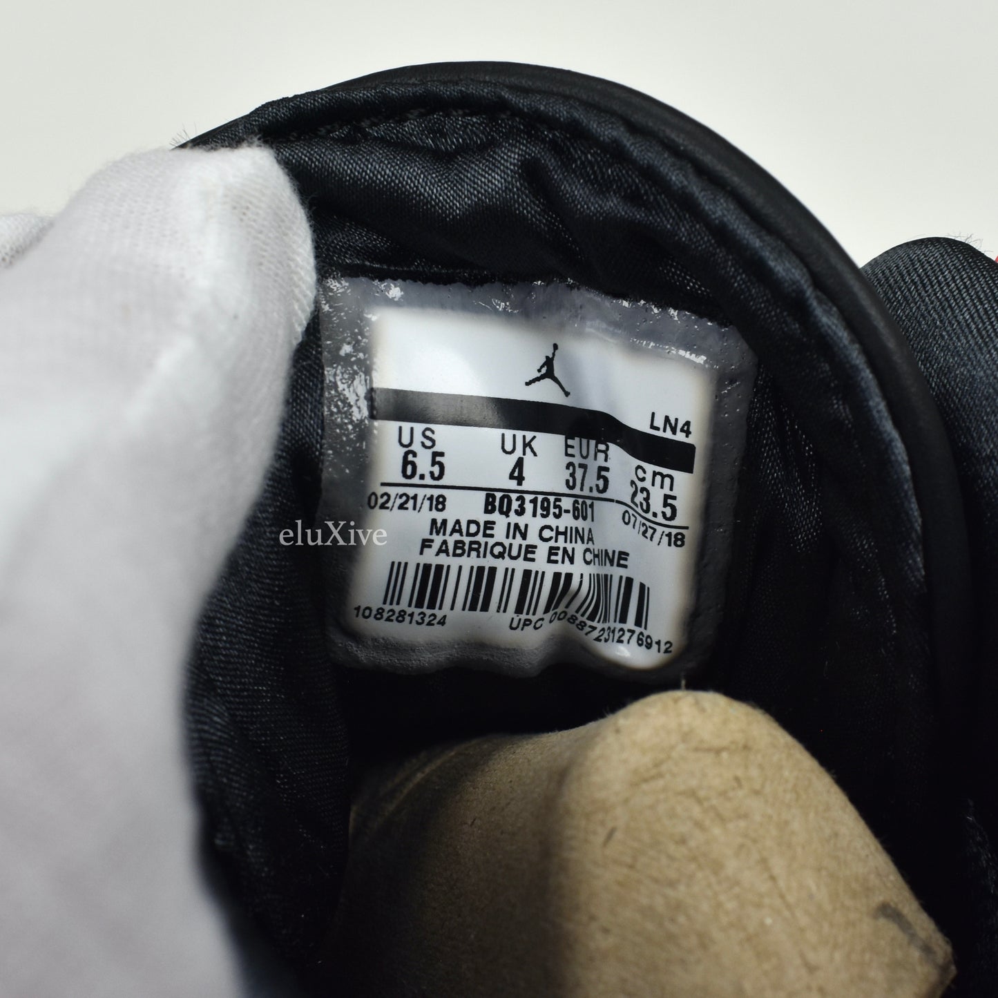 Nike x Vogue - Air Jordan 3 RTR SE AWOK NRG (Red)