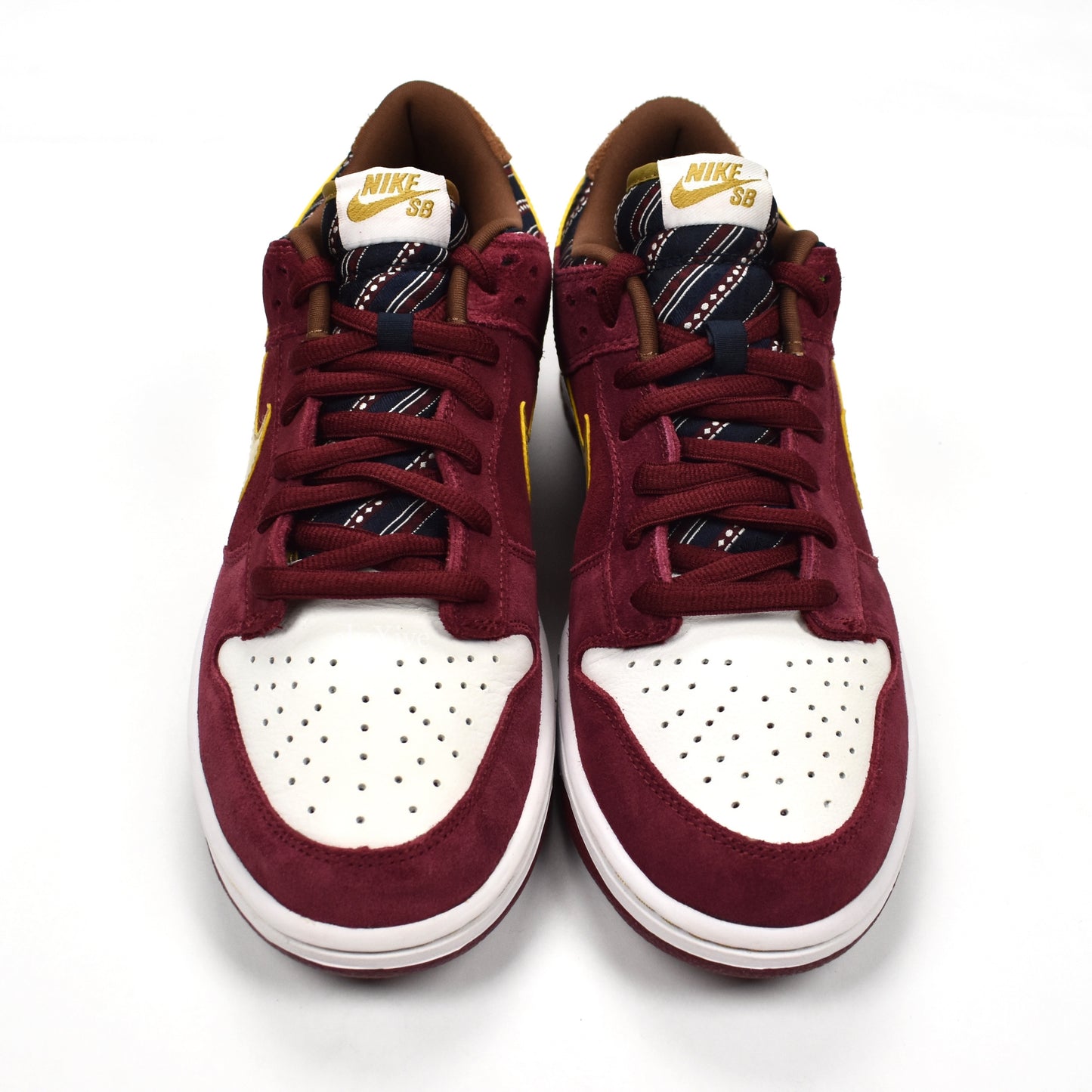 Nike - Dunk Low Pro SB 'Anchorman'