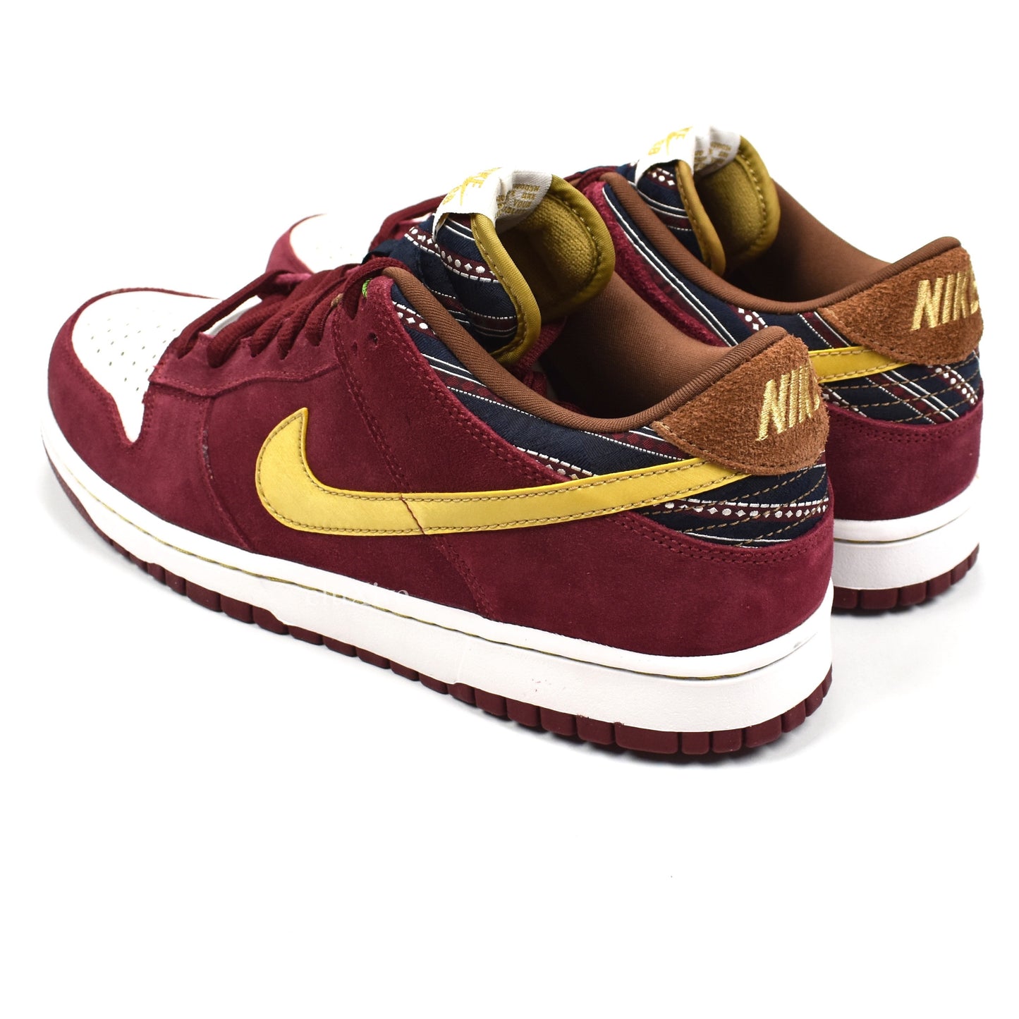 Nike - Dunk Low Pro SB 'Anchorman'