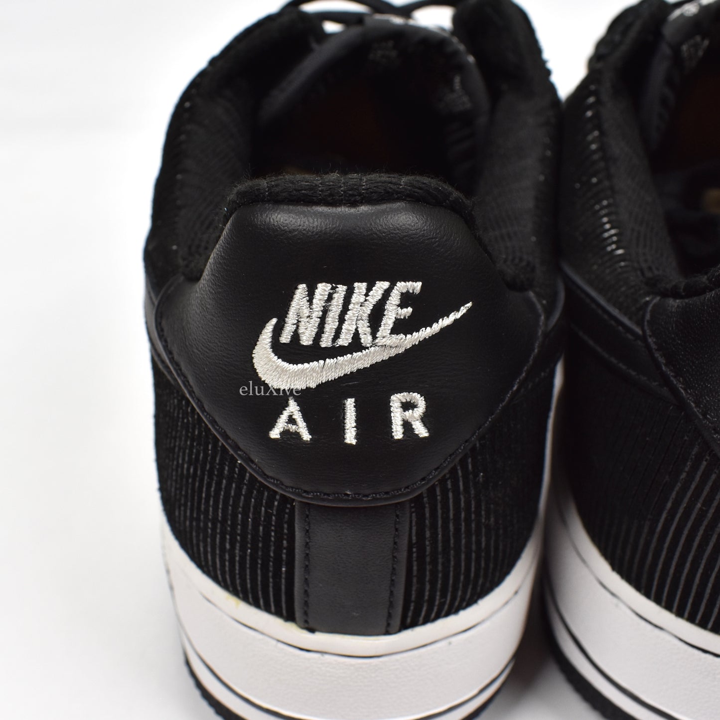 Nike - Air Force 1 Premium 'Tuxedo'