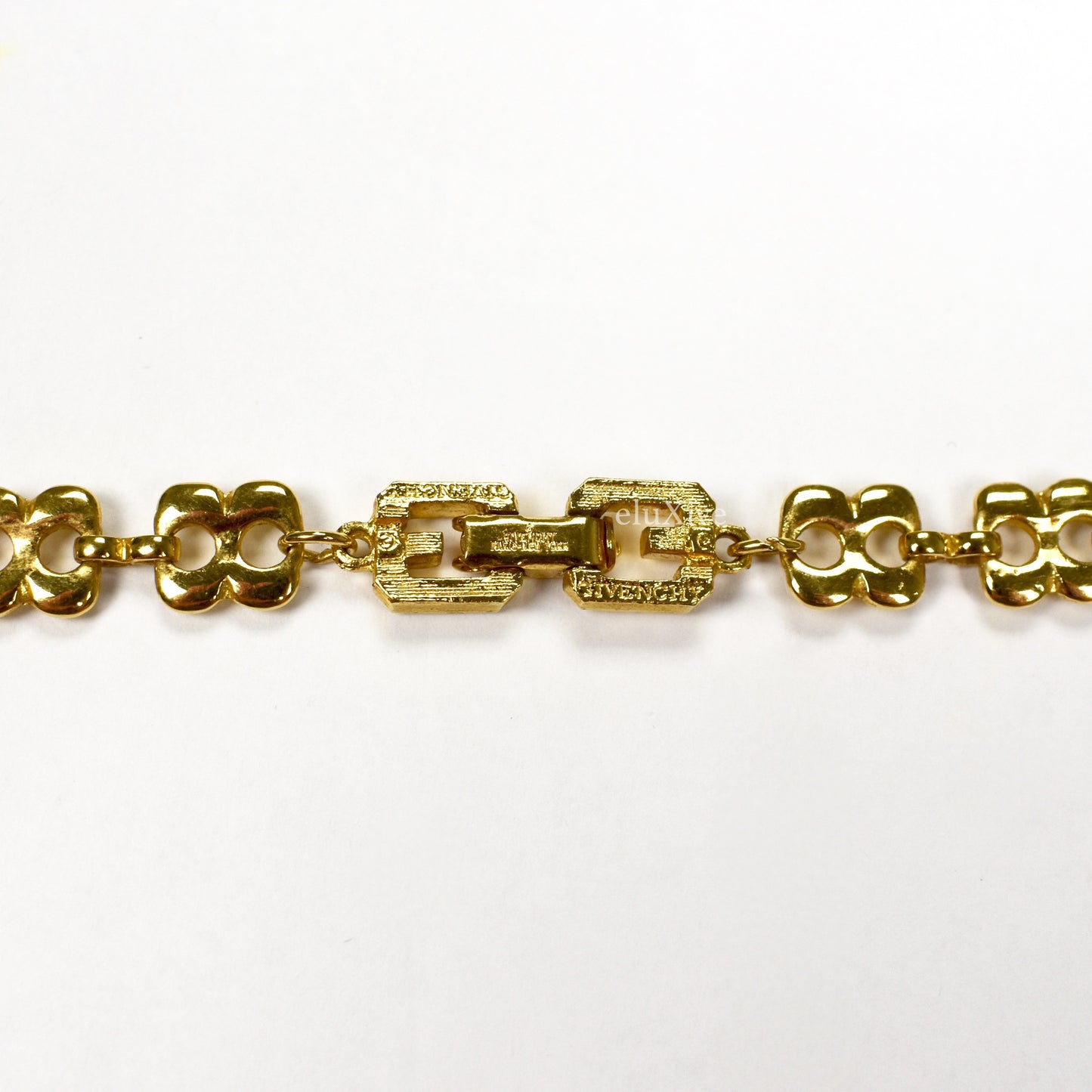 Givenchy - 30" Gold Mariner Chain Necklace