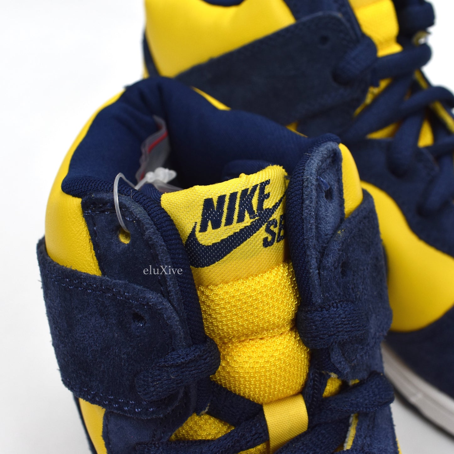 Nike - Dunk High Pro SB 'Michigan'