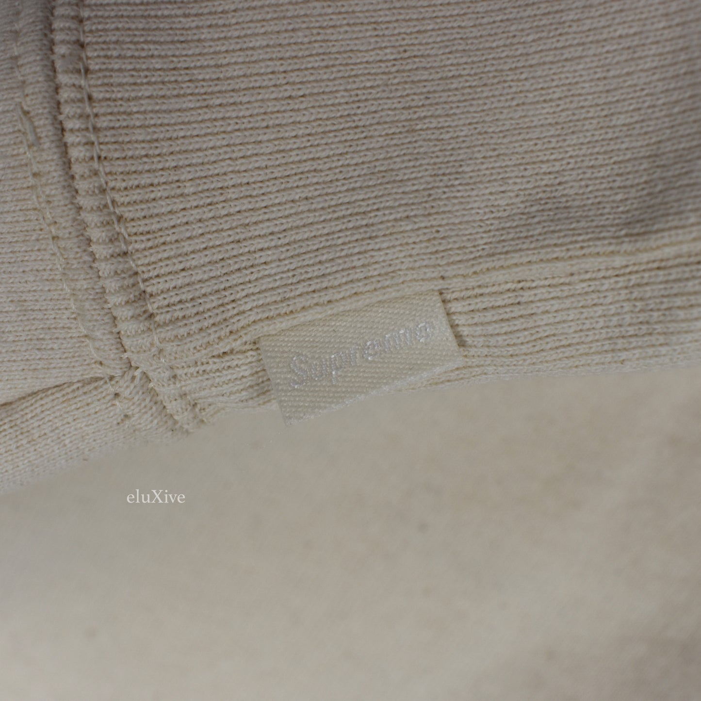 Supreme - Small Box Logo Crewneck Sweatshirt (Natural)