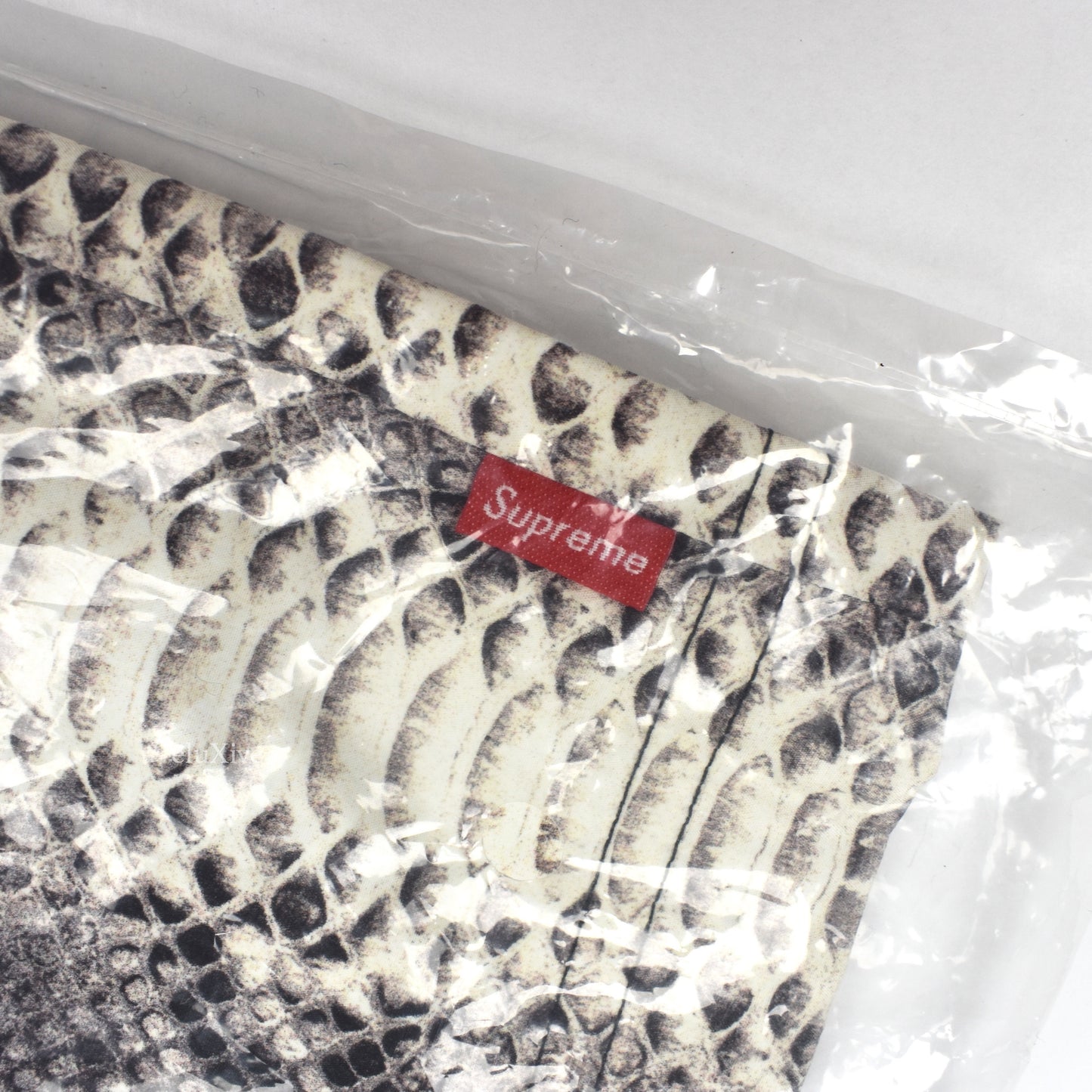 Supreme x The North Face - Snakeskin Print Coach's Jacket (Black)
