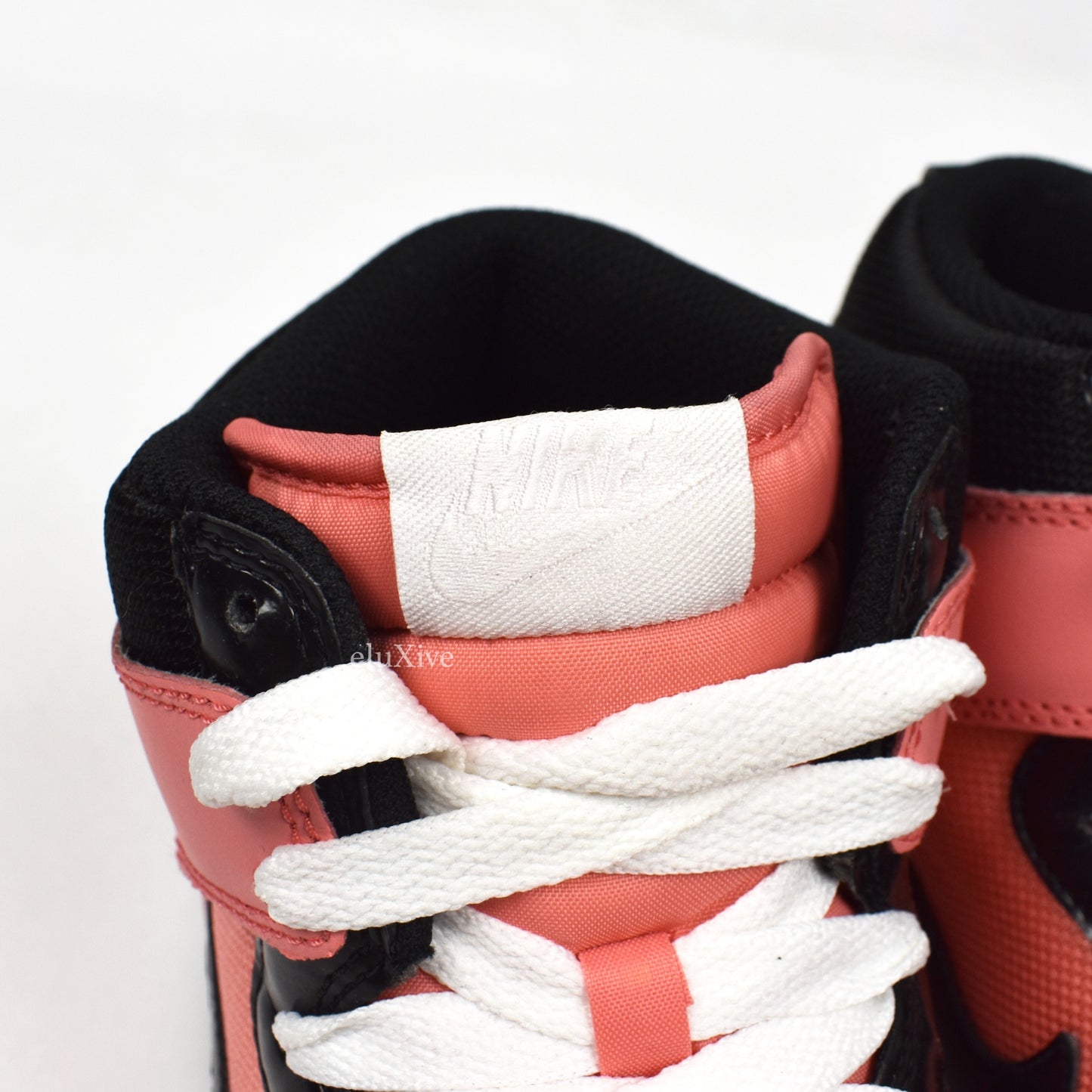 Nike - Dunk High (Bright Peach/Black/White)
