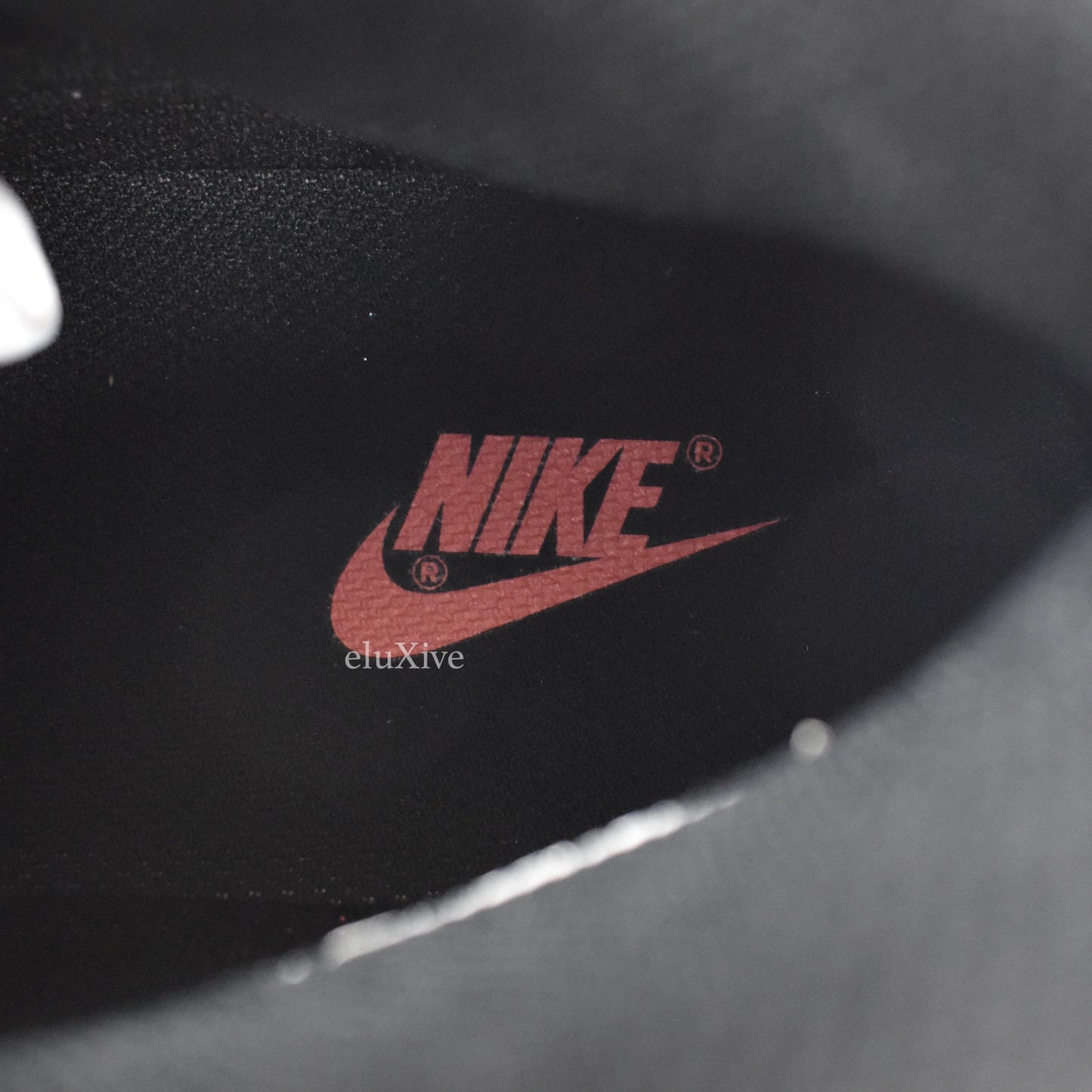 Nike - Dunk High (Bright Peach/Black/White)