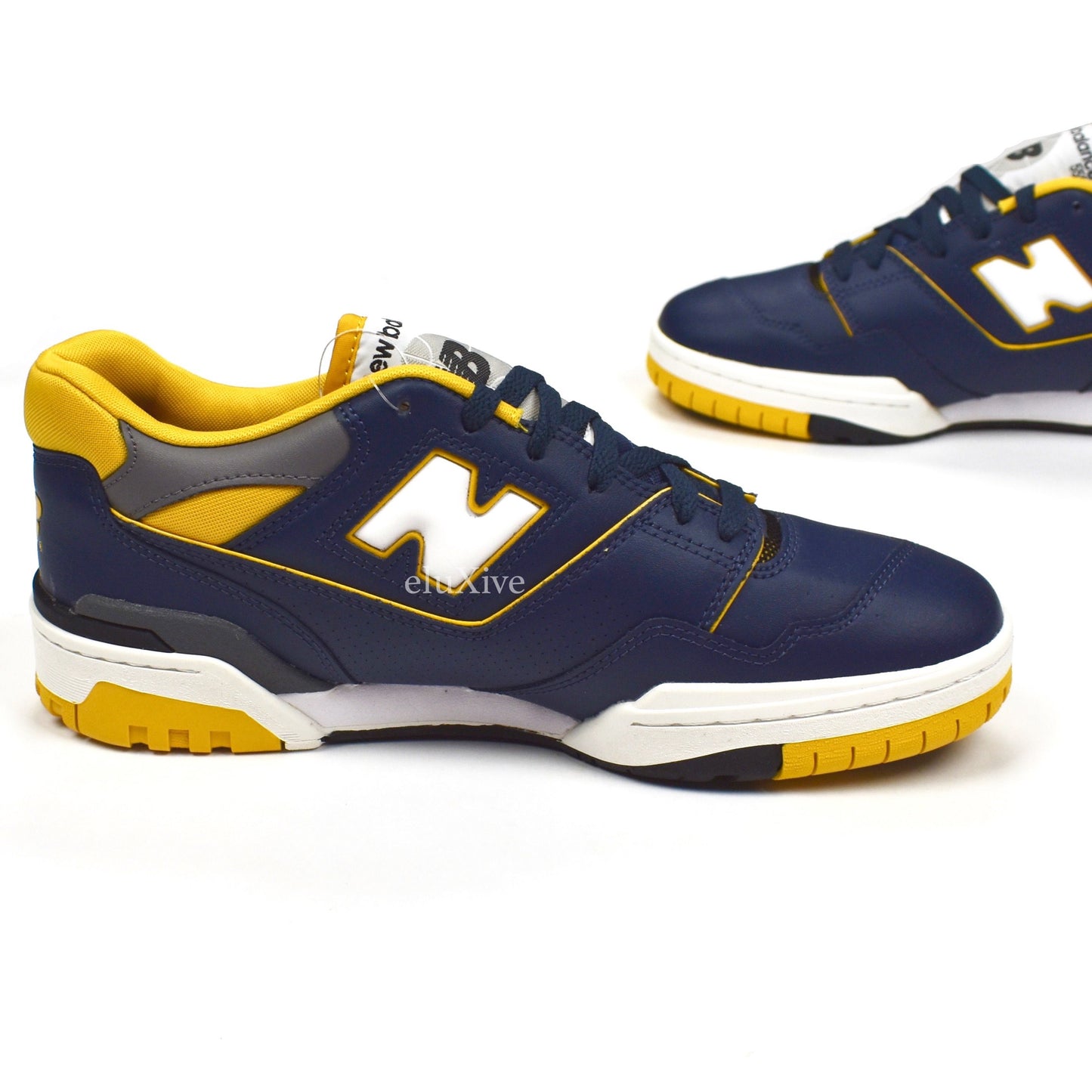New Balance - 550 Basketball Sneakers (Navy/Yellow)