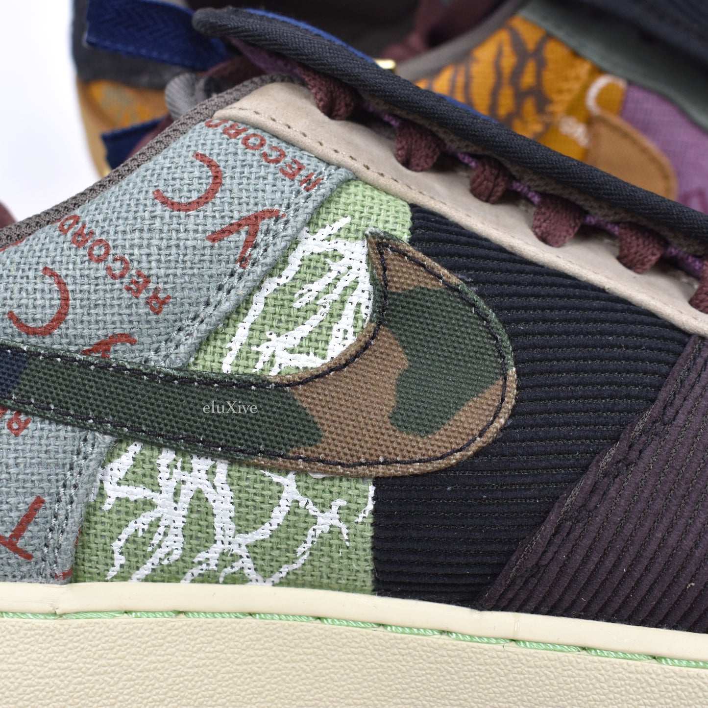 Nike x Travis Scott - Air Force 1 Low 'Cactus Jack'