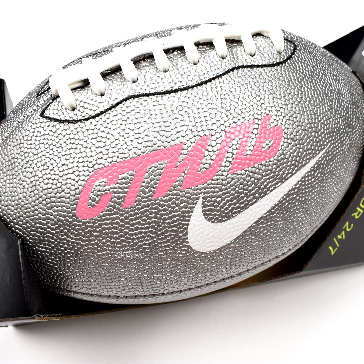 Nike x Heron Preston - Russian Logo Football