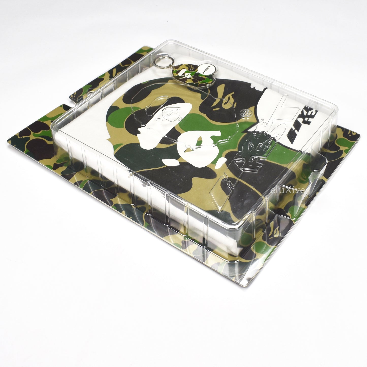 Bape - Hypefest Exclusive T-Shirt & Keychain
