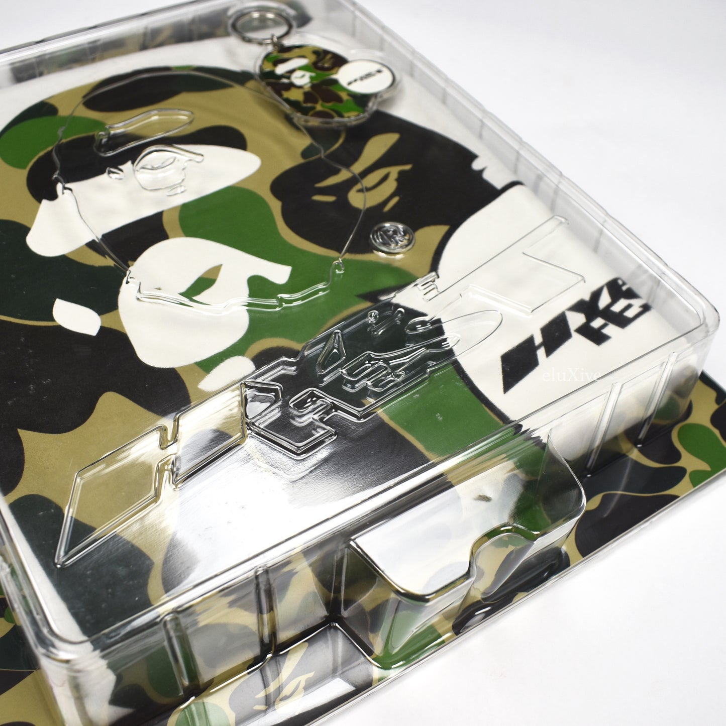 Bape - Hypefest Exclusive T-Shirt & Keychain