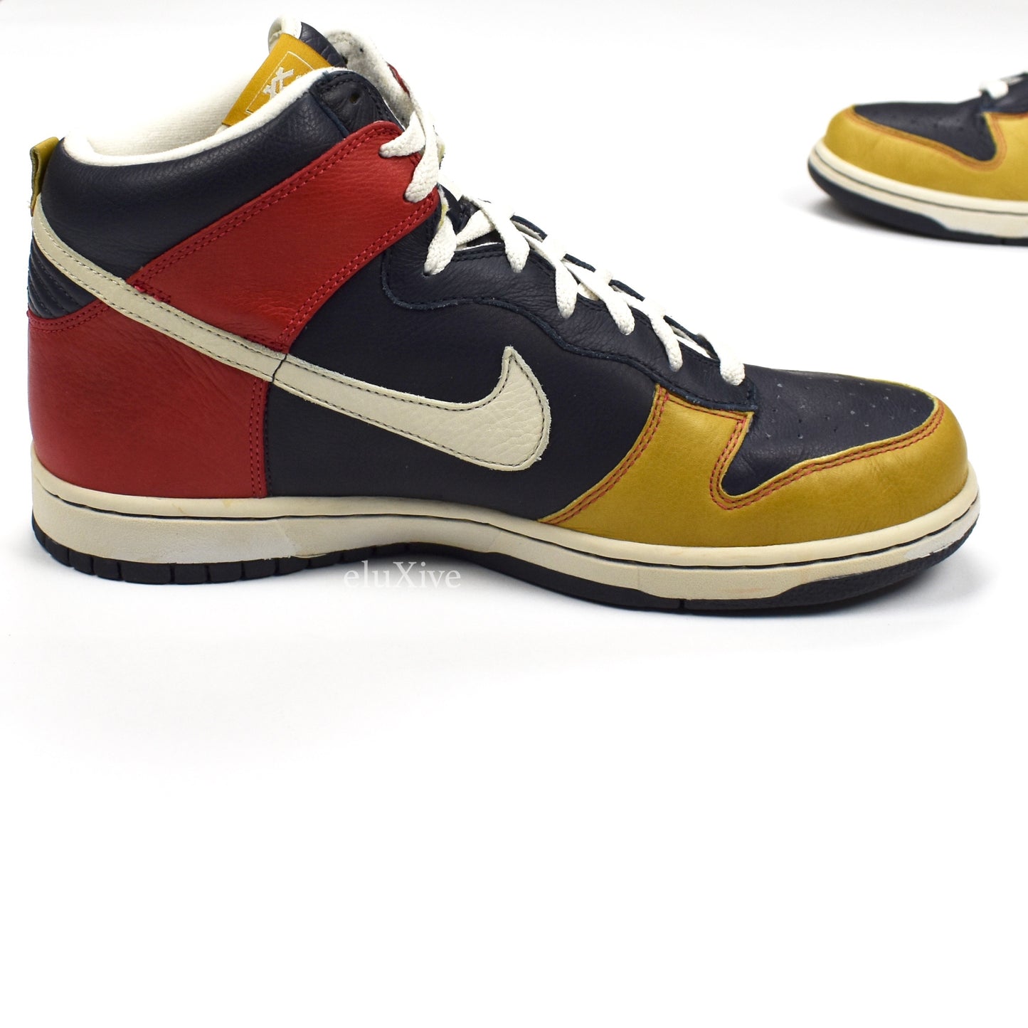 Nike - Dunk High Premium UTT 'All Nations'
