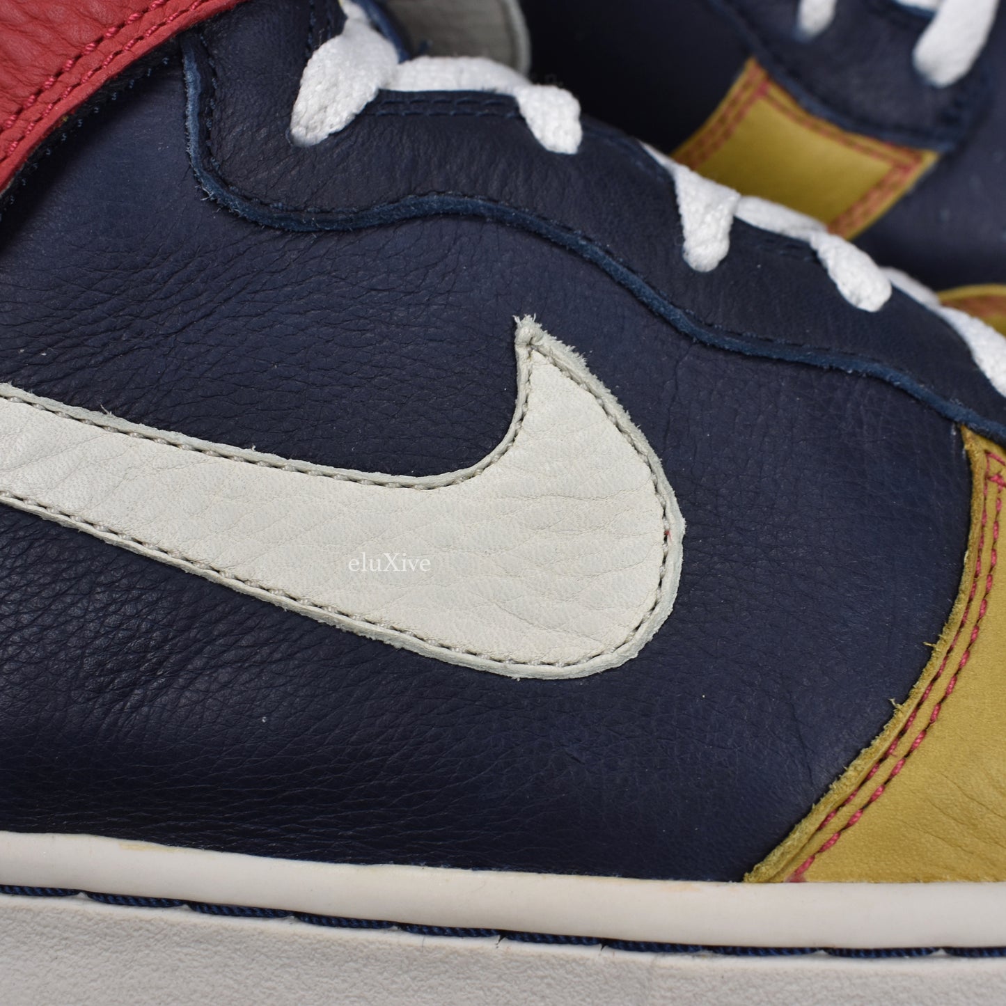 Nike - Dunk High Premium UTT 'All Nations'
