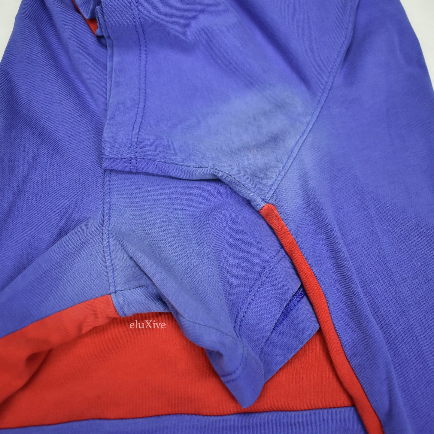 Nike - Retro Color Blocked Big Swoosh Logo T-Shirt