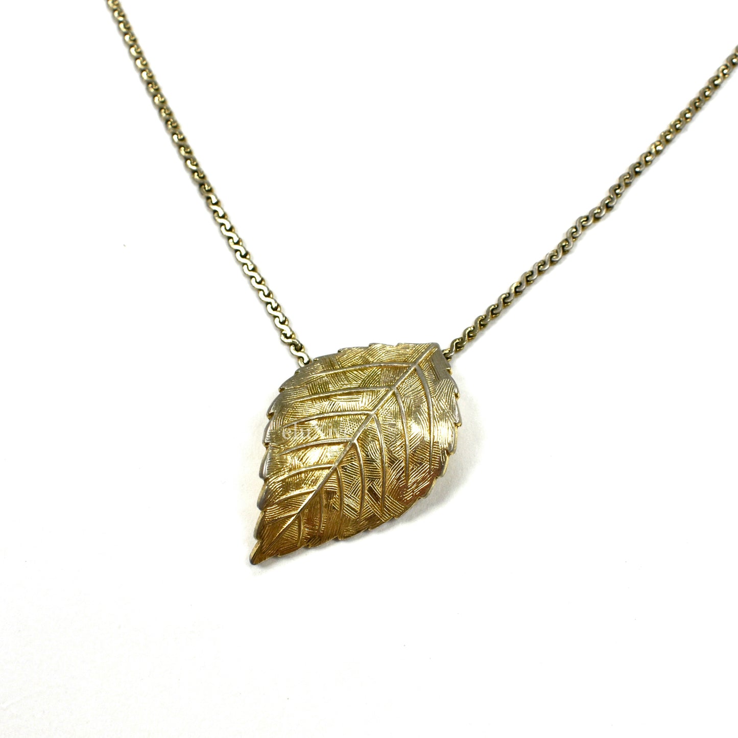 Dior - Vintage Leaf Pendant Chain Necklace