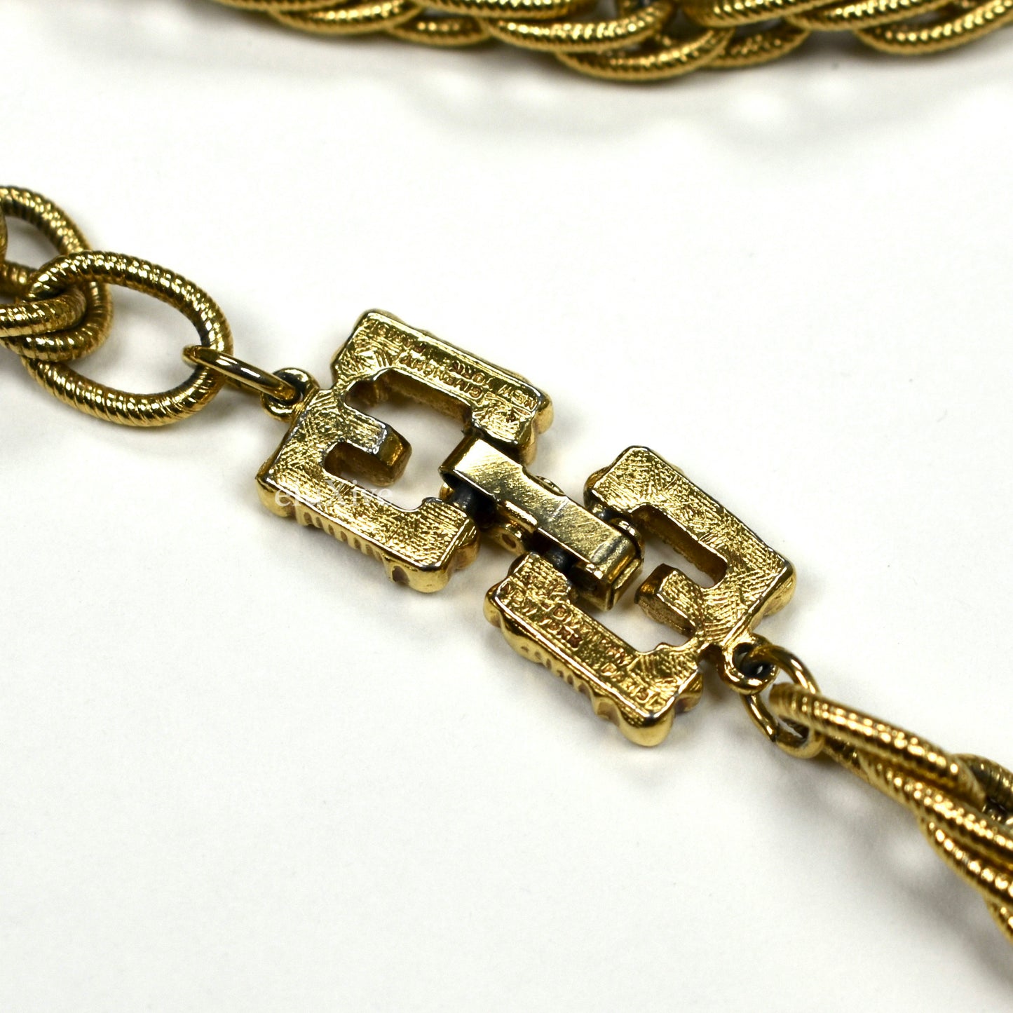 Givenchy - 54" Gold Ornate Oval Link Chain Necklace