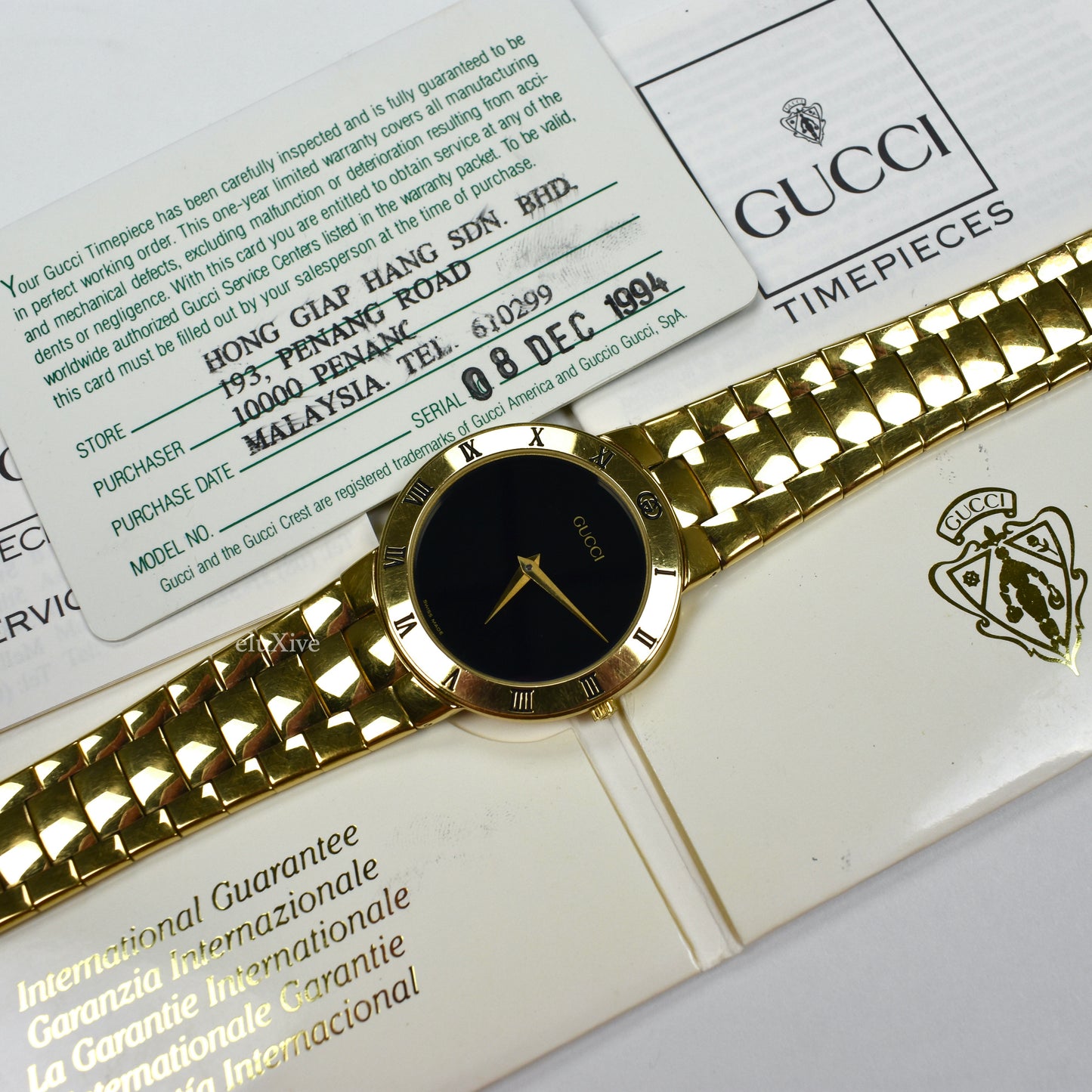 Gucci - 3300M Gold/Black Watch (1994)