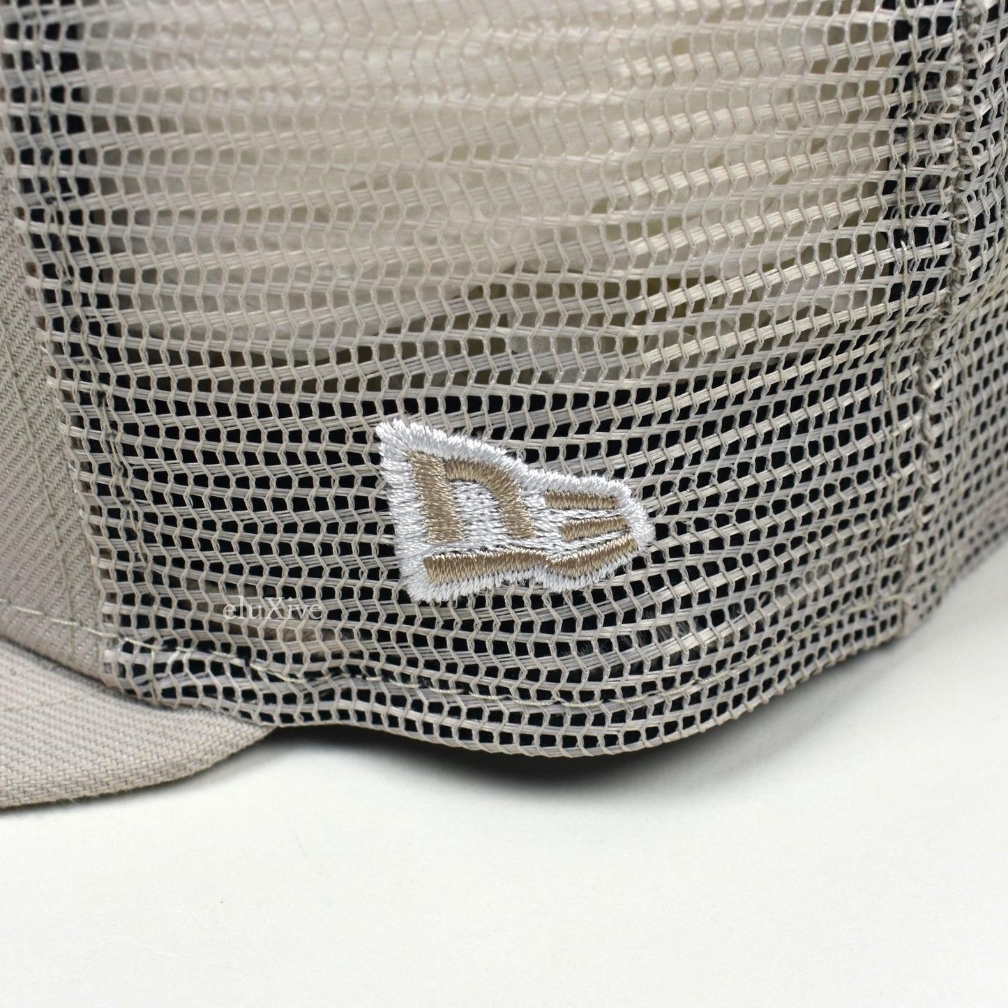 Supreme x New Era - Stone Box Logo Mesh Back Hat