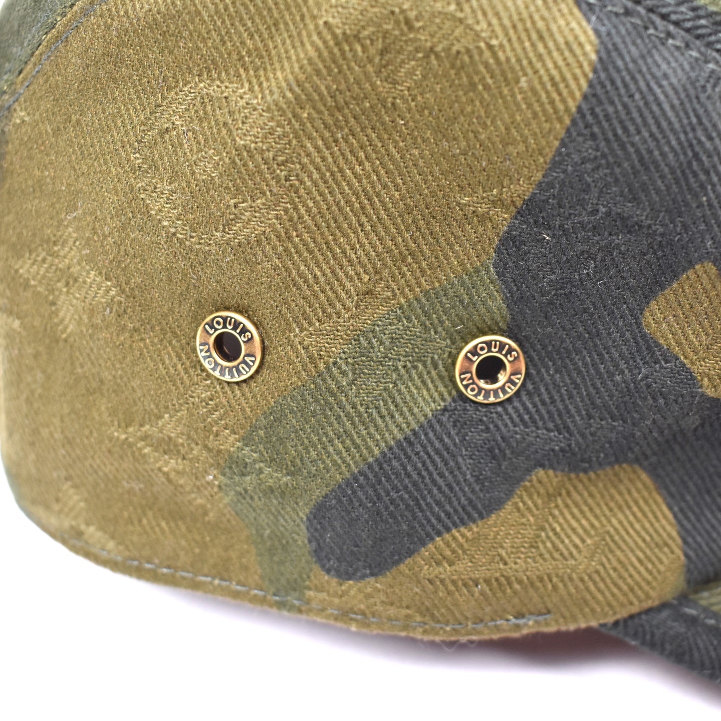 Louis Vuitton x Supreme - Monogram Camo Box Logo Hat