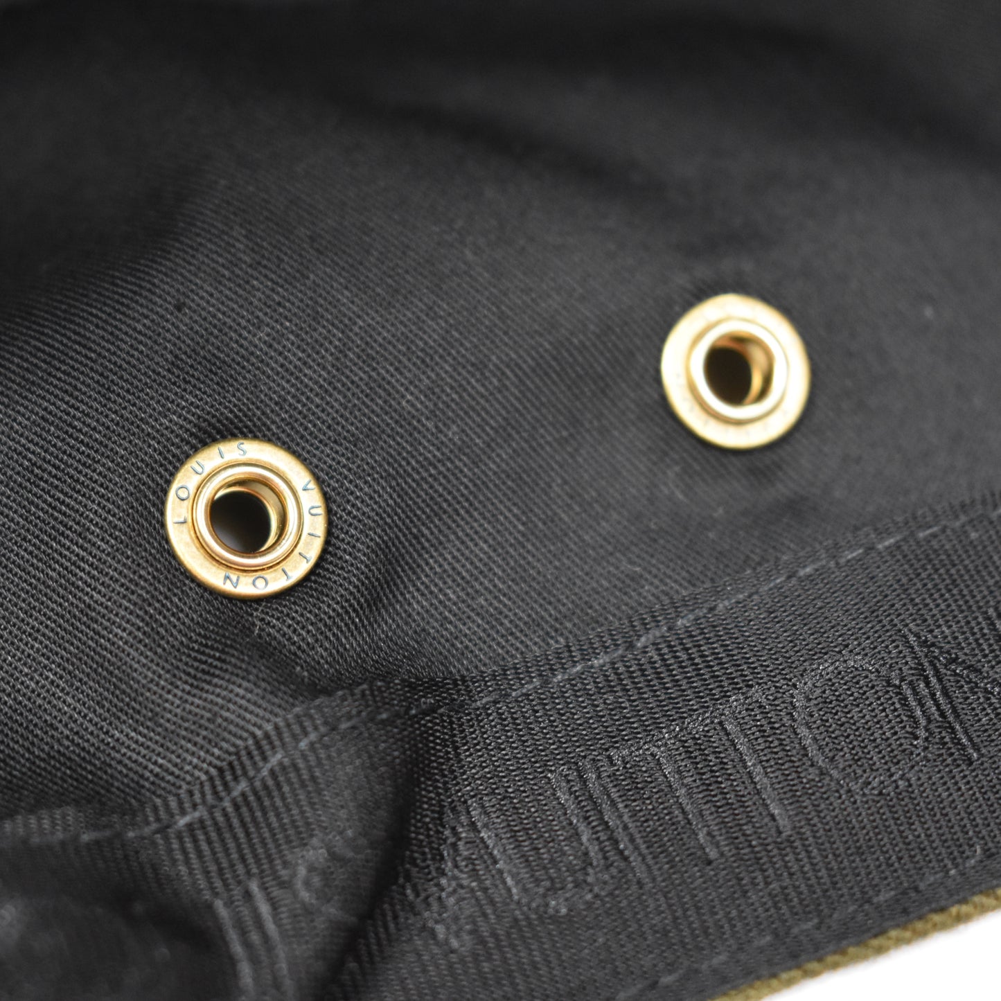 Louis Vuitton x Supreme - Monogram Camo Box Logo Hat