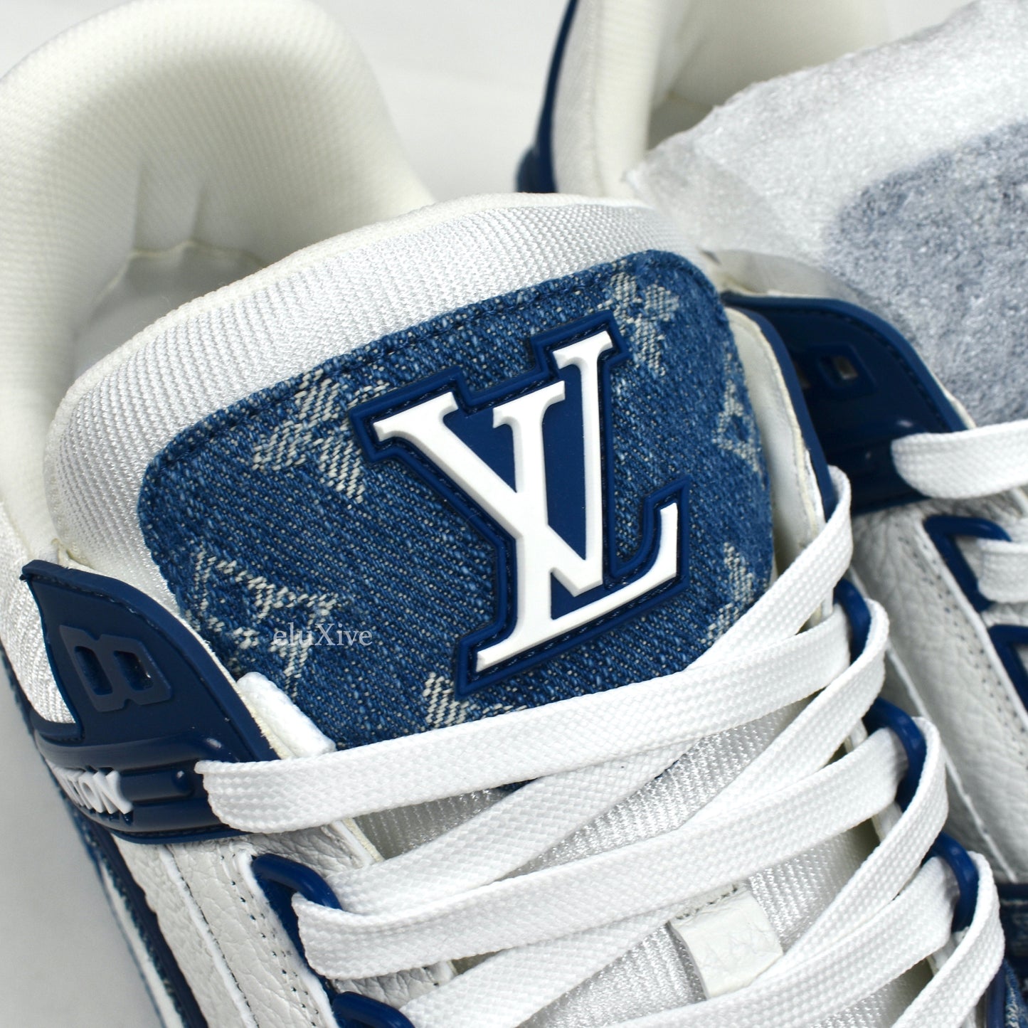 Louis Vuitton - White/Navy Leather & Denim Trainer Sneakers