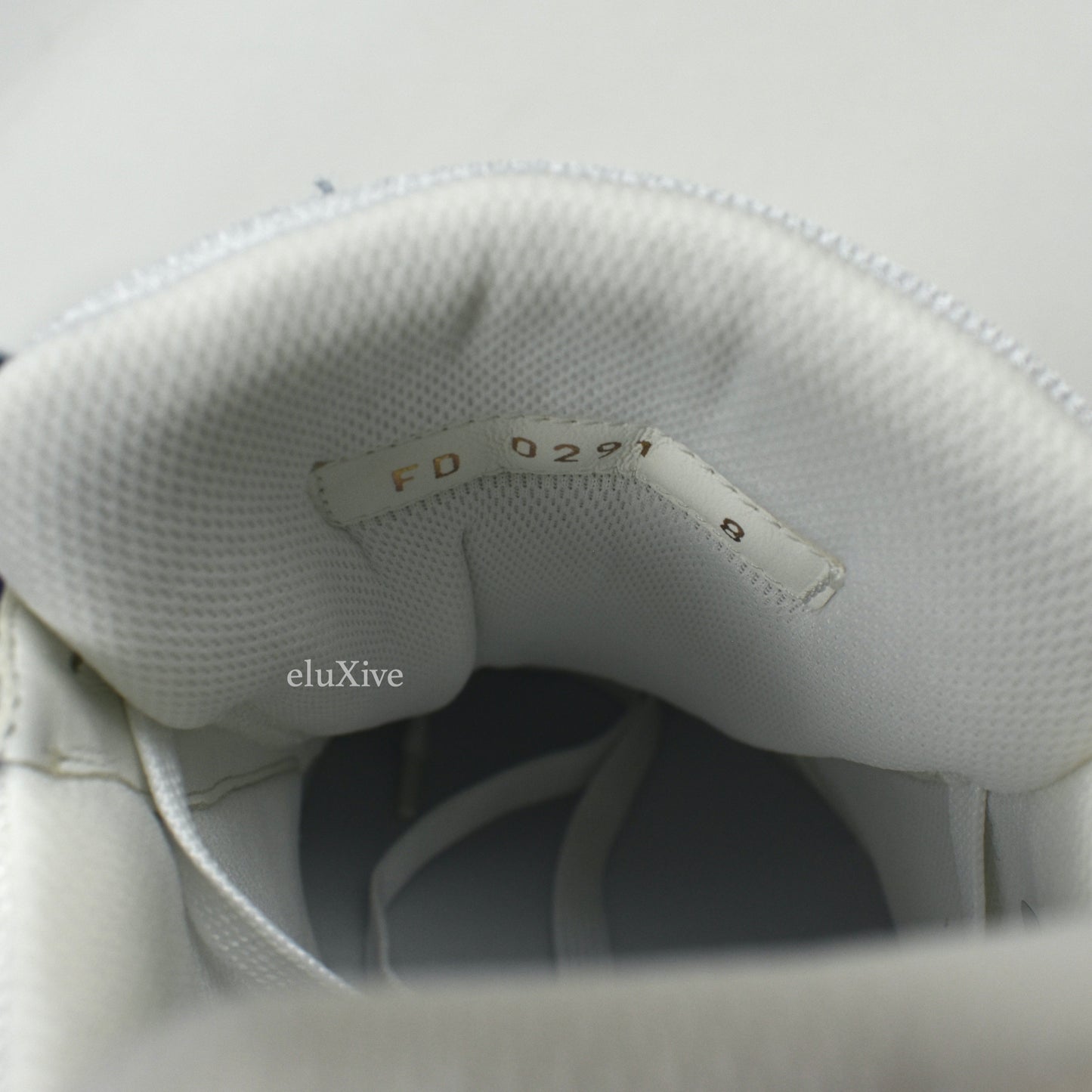 Louis Vuitton - White/Navy Leather & Denim Trainer Sneakers