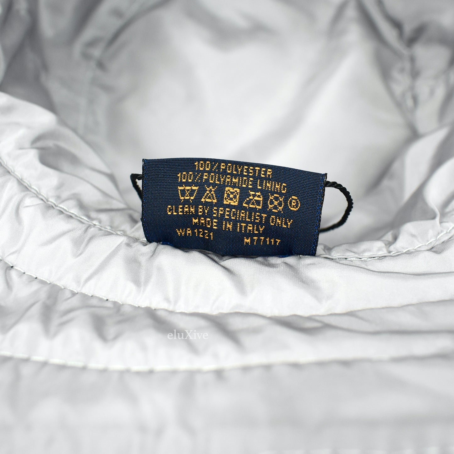 Louis Vuitton - Black Monogram Appearing Water Reactive Bucket Hat