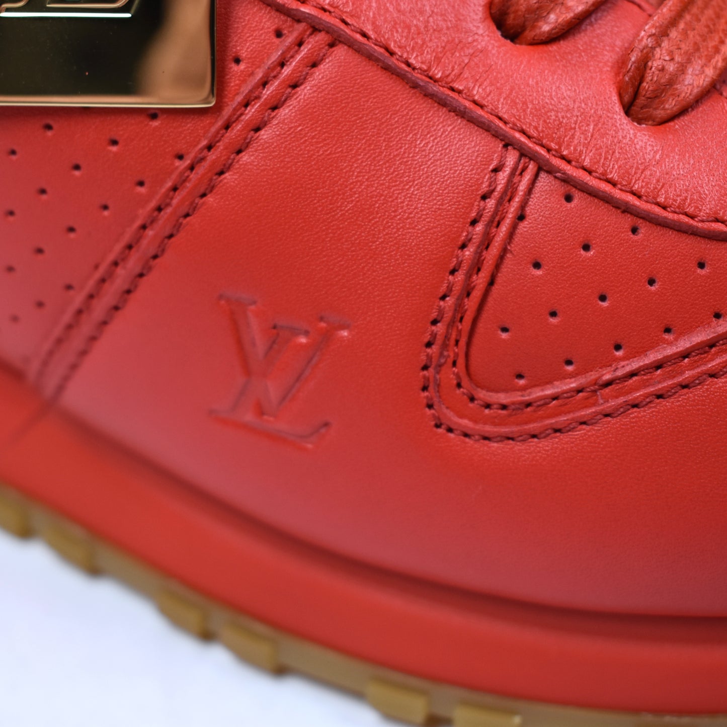 Louis Vuitton x Supreme - Red Leather Run Away Sneakers