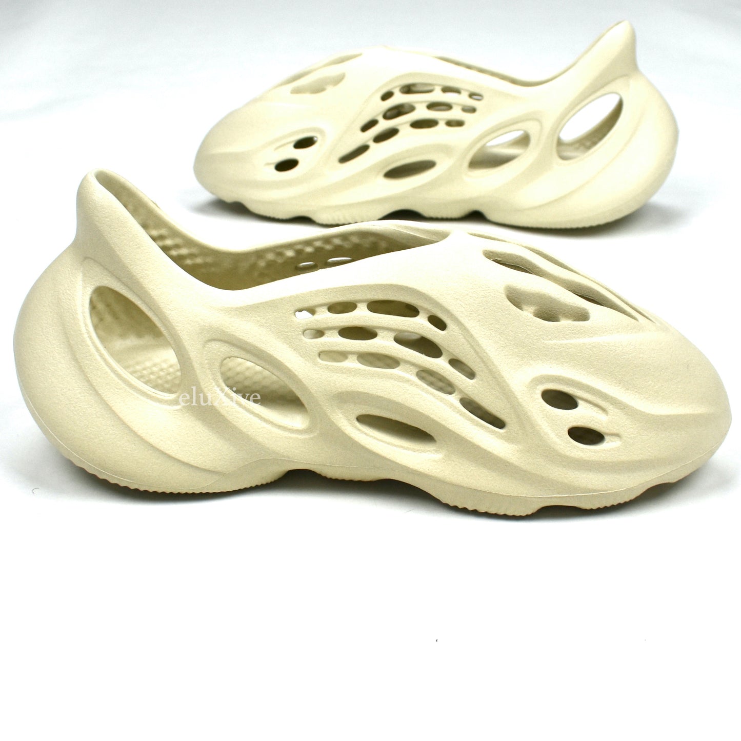 Adidas - Kanye West - Yeezy Foam RNR 'Sand'