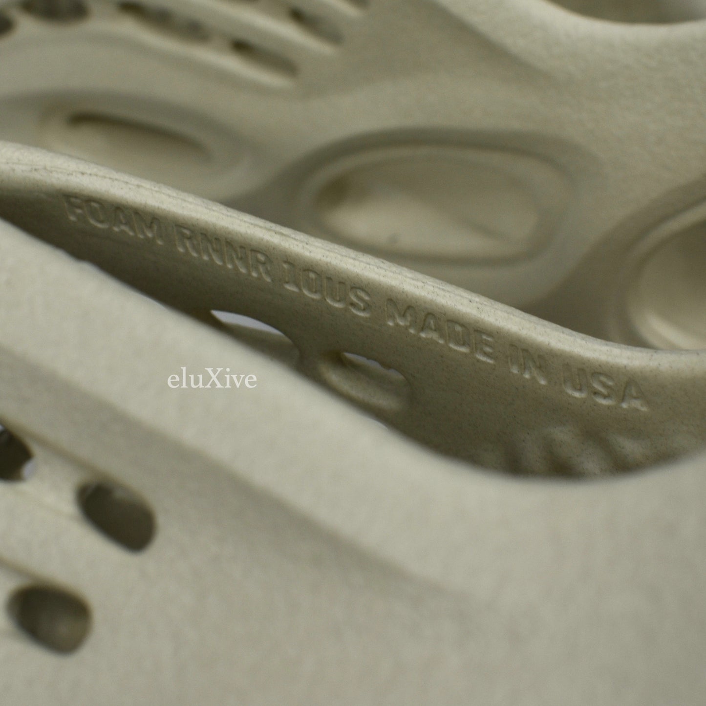 Adidas - Kanye West - Yeezy Foam RNR 'Sand'