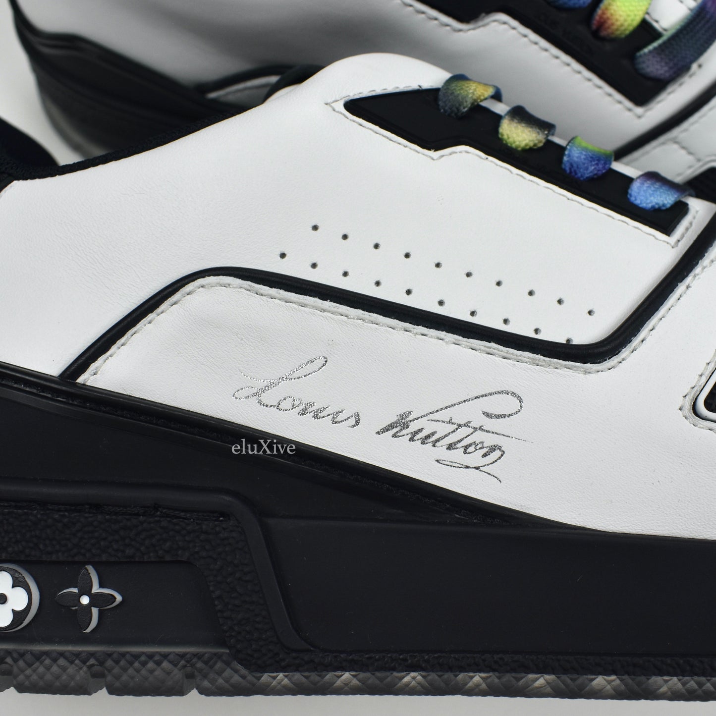 Louis Vuitton - White / Black Leather Trainer Sneakers