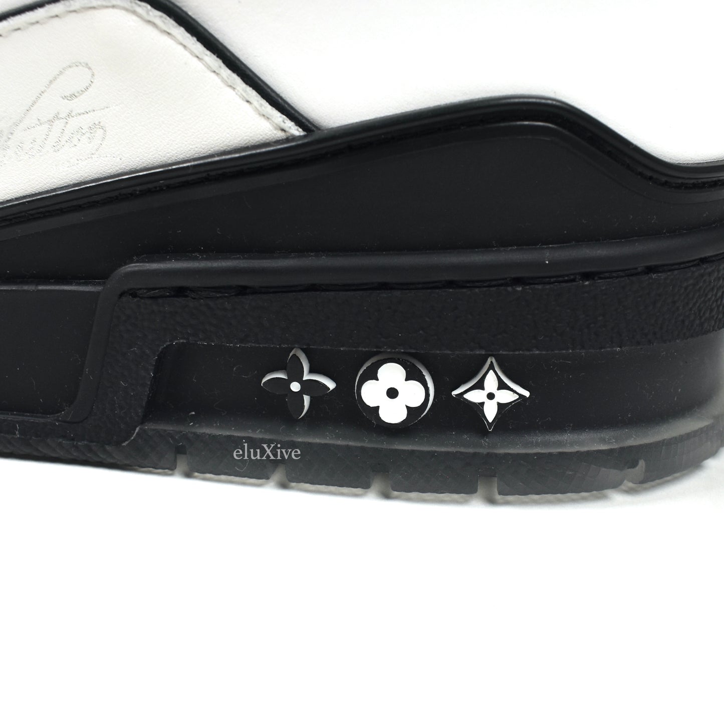 Louis Vuitton - White / Black Leather Trainer Sneakers
