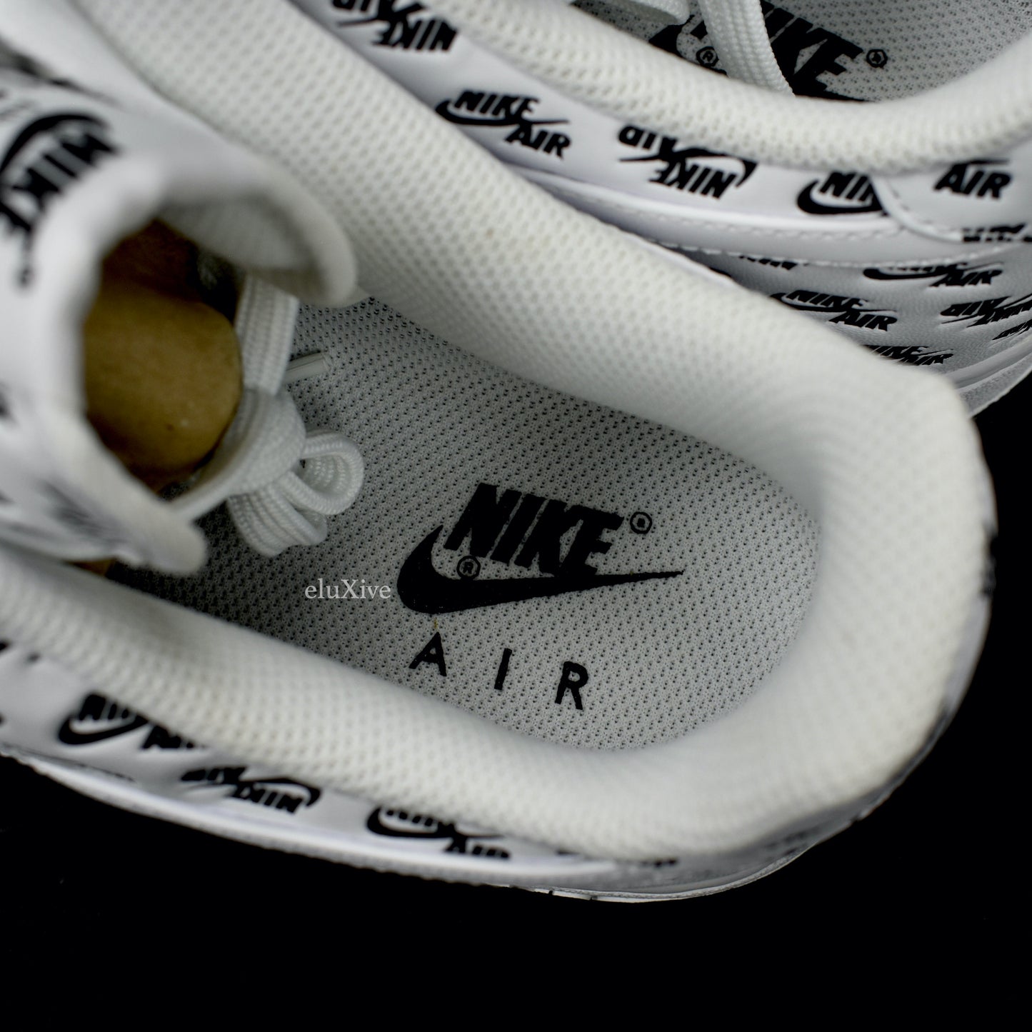 Nike - Air Force 1 '07 QS Allover Logo Print (White)