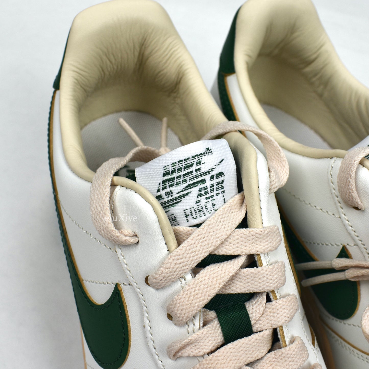 Nike - Air Force 1 '07 LV8 'Vintage 82' (White/Gorge Green)